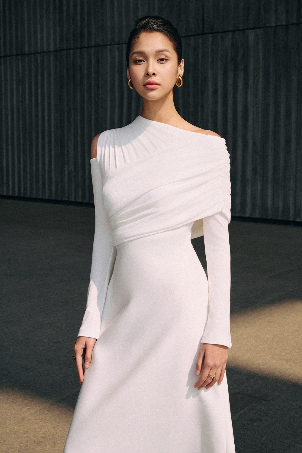 Luminous A-line Asymmetric Shoulder Jersey Maxi Dress