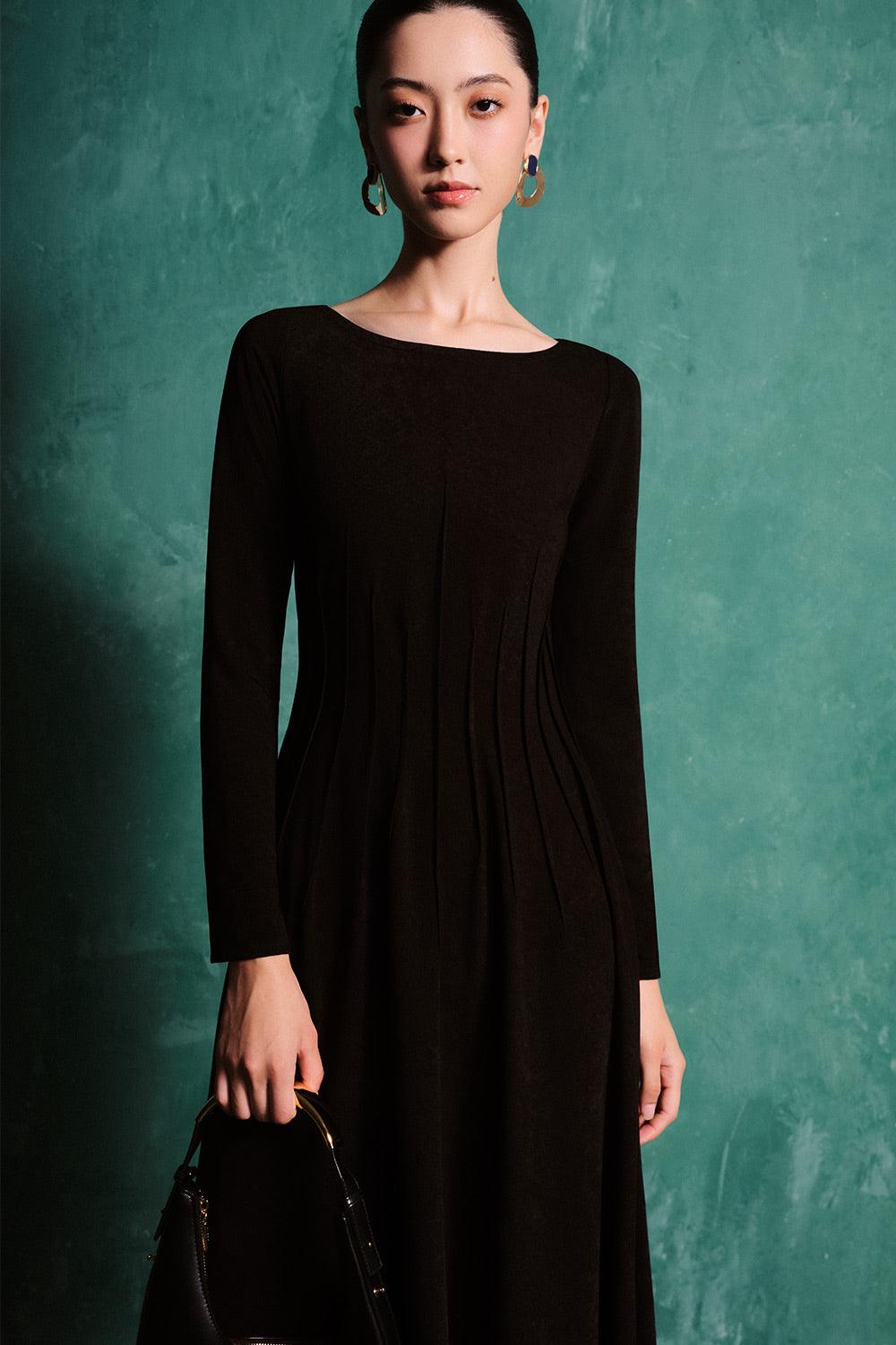 Kaliyah A-line Long Sleeved Spandex Velvet Midi Dress