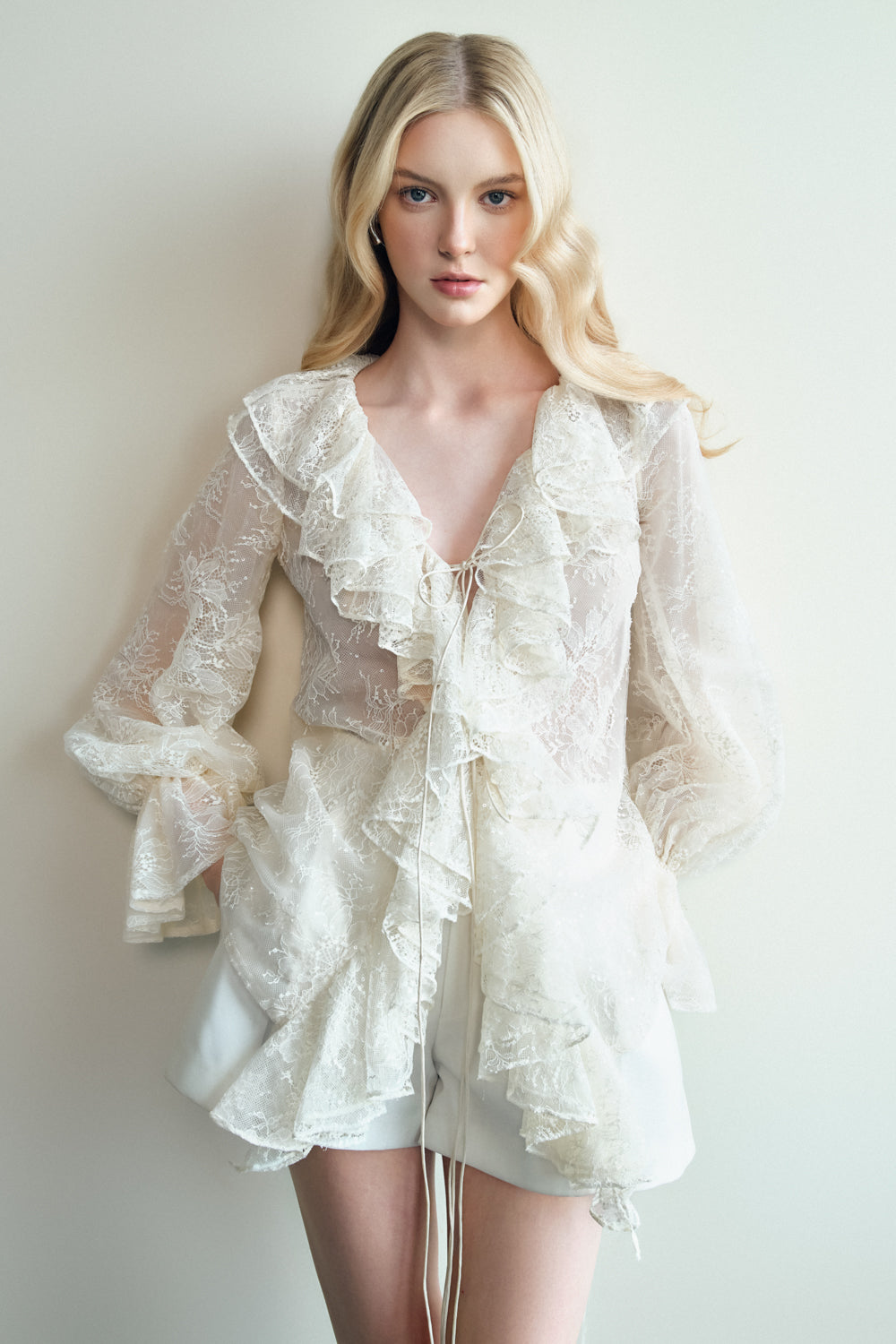 Essentinal Straight Side Pocket Taffeta Shorts