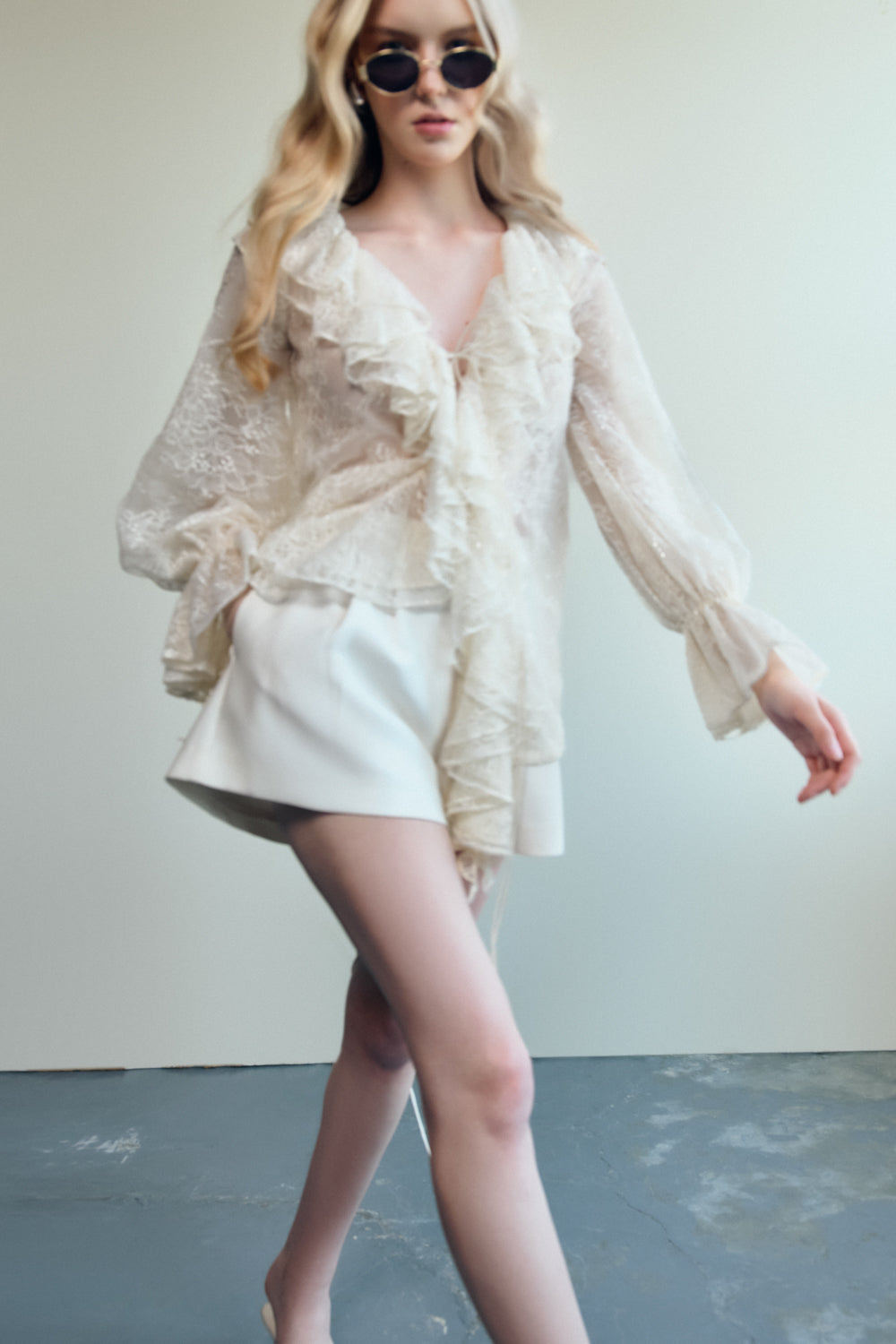 Essentinal Straight Side Pocket Taffeta Shorts