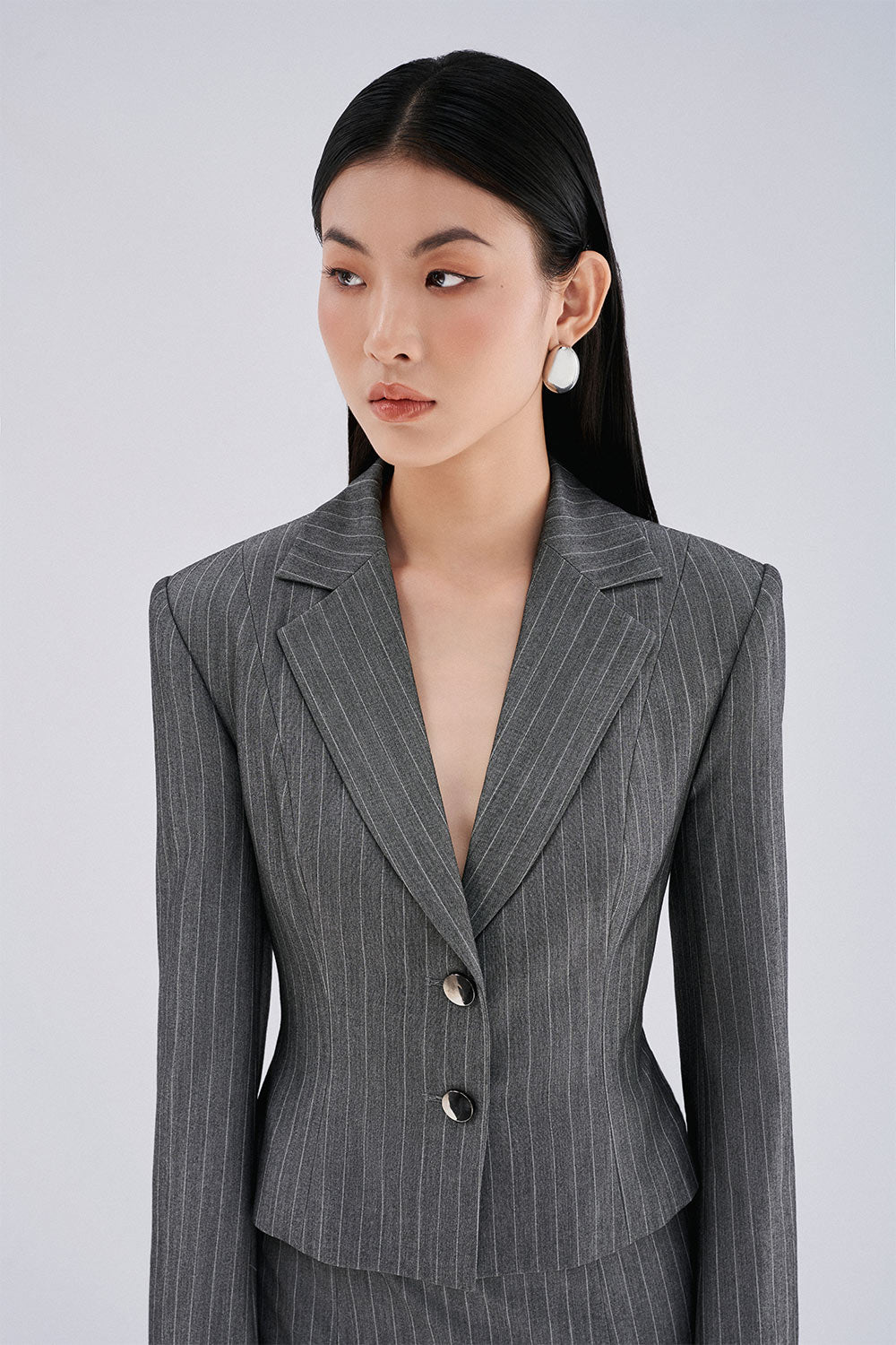 Emma Sheath Square Shoulder Wool Blend Blazer