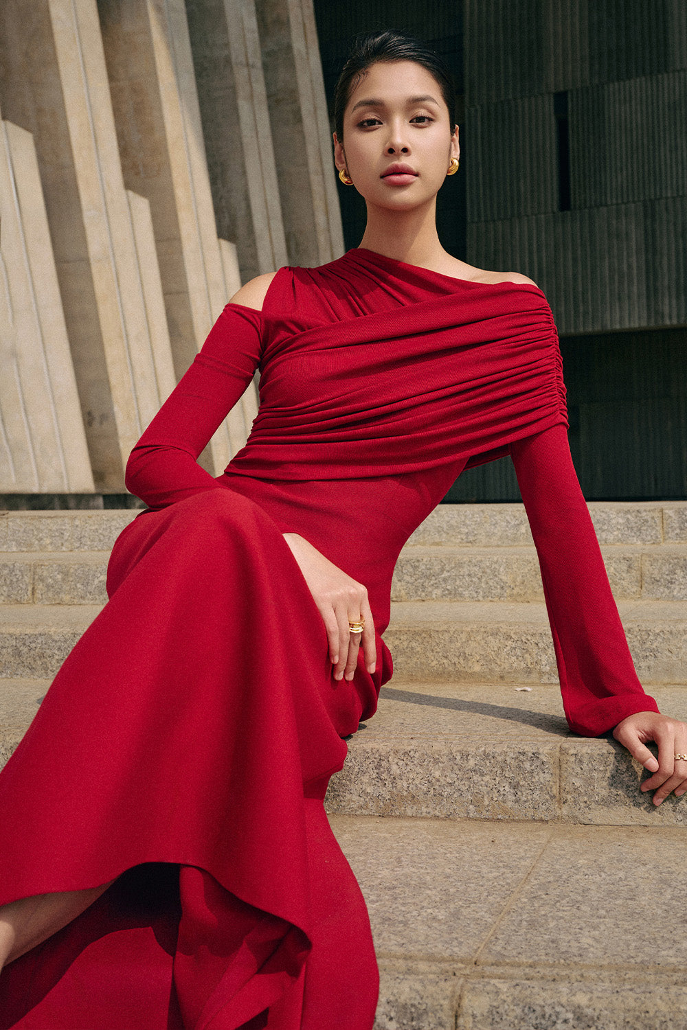 Luminous A-line Asymmetric Shoulder Jersey Maxi Dress