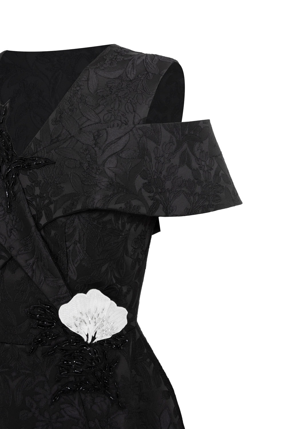 Vera A-line Cold Shoulder Sleeved Jacquard Midi Dress