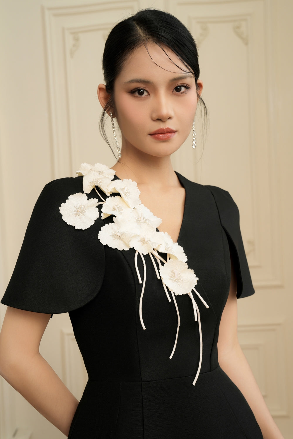 Noir A-line V-Neck Taffeta Midi Dress