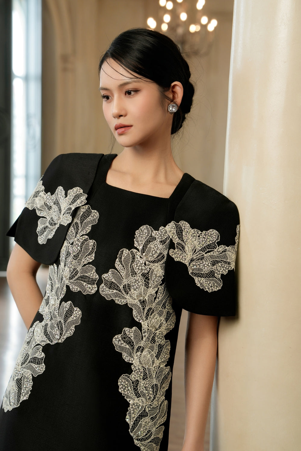 Astrid A-line Square Neck Jacquard Knee-length Dress