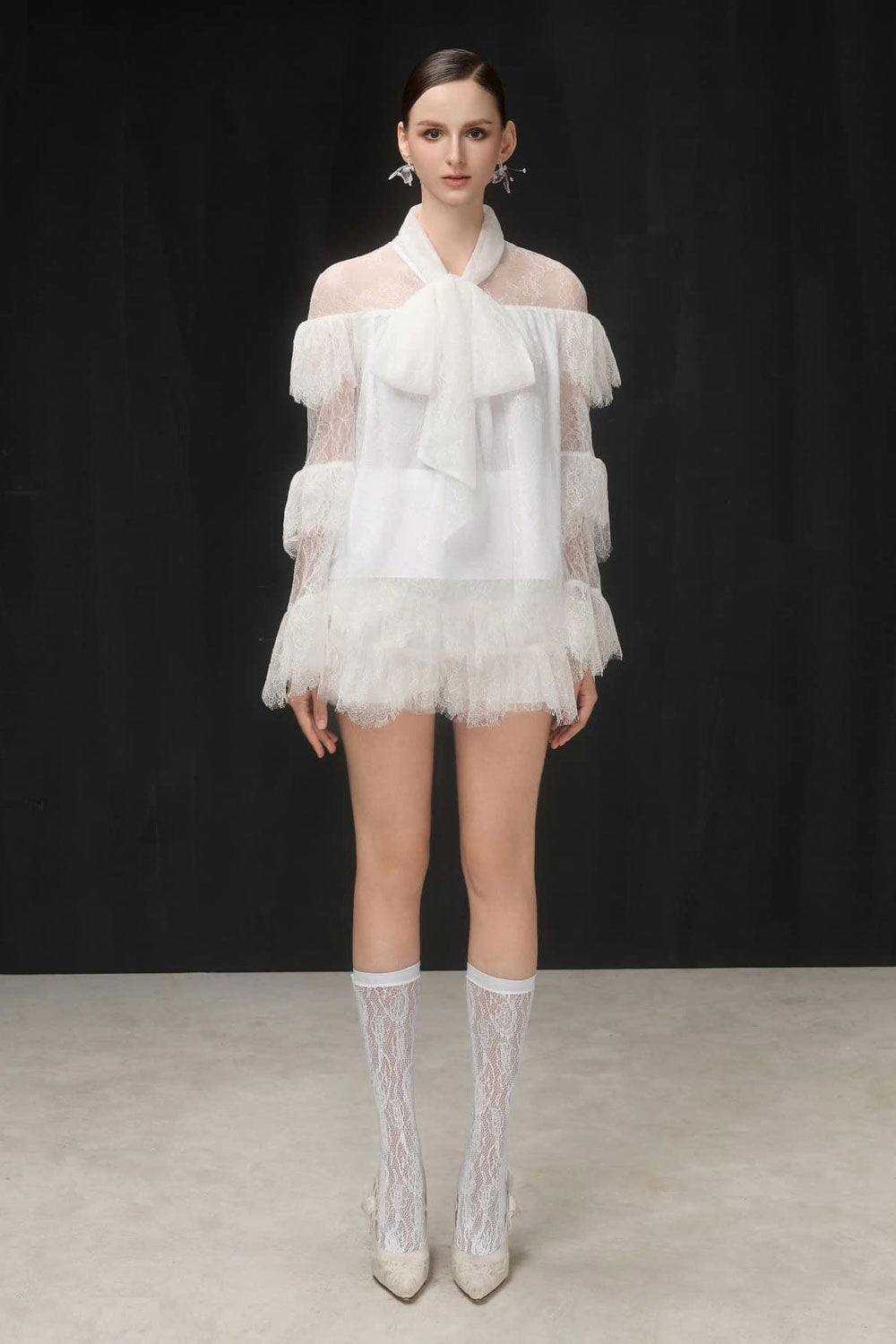 Beryl Straight Flare Sleeved Lace Top