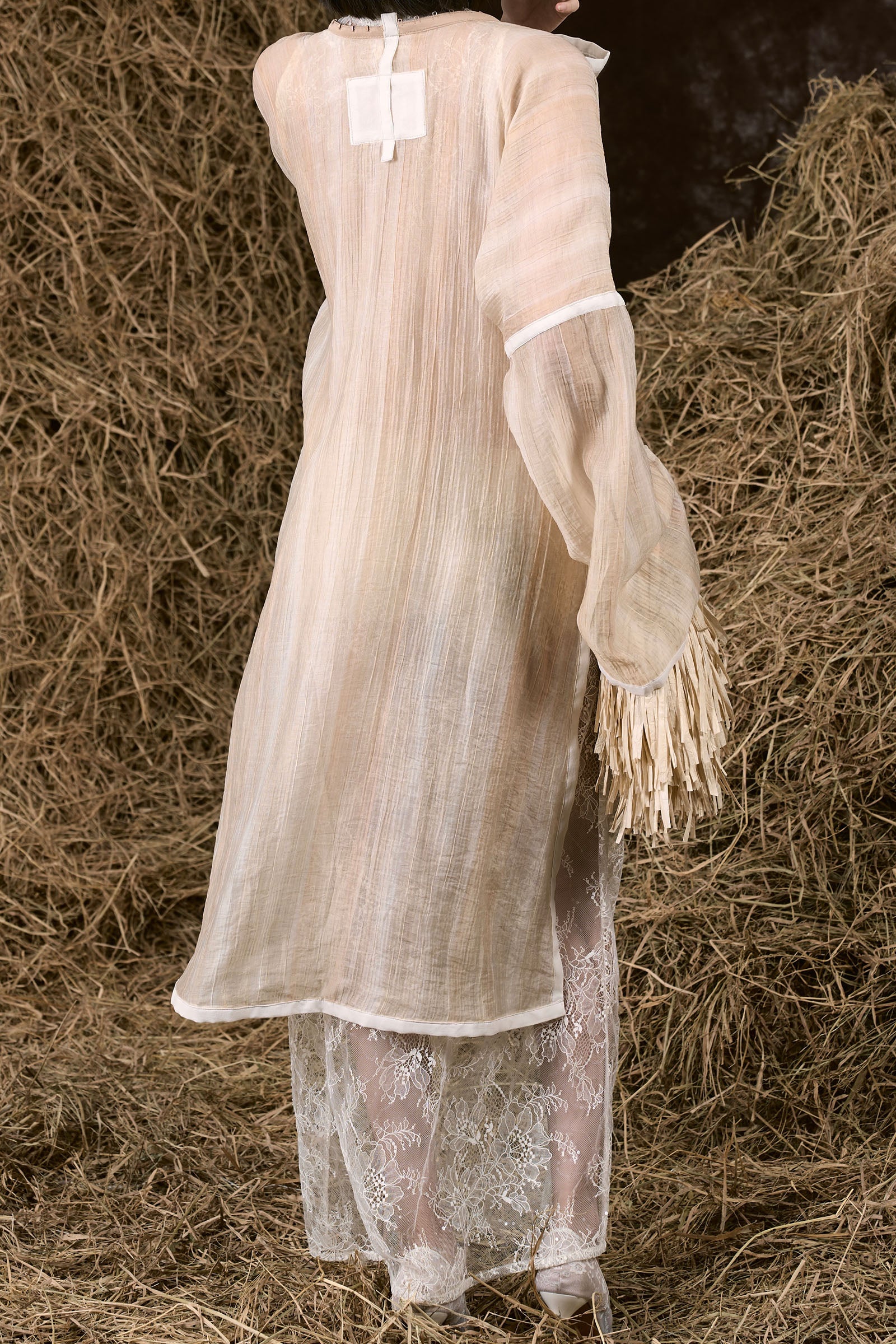 Giap Hat Wide Sleeve Ao Dai
