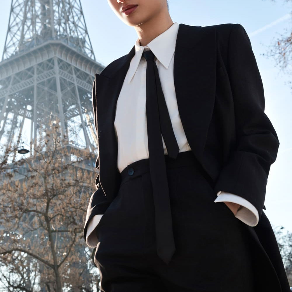 Yen Binh Straight Single Breasted Twill Blazer