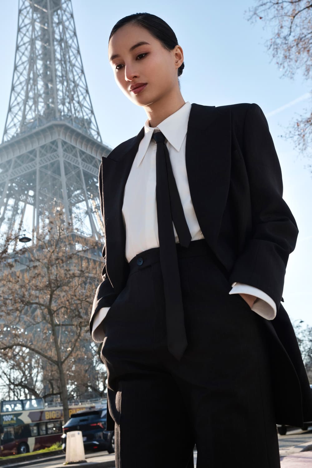 Yen Binh Straight Single Breasted Twill Blazer