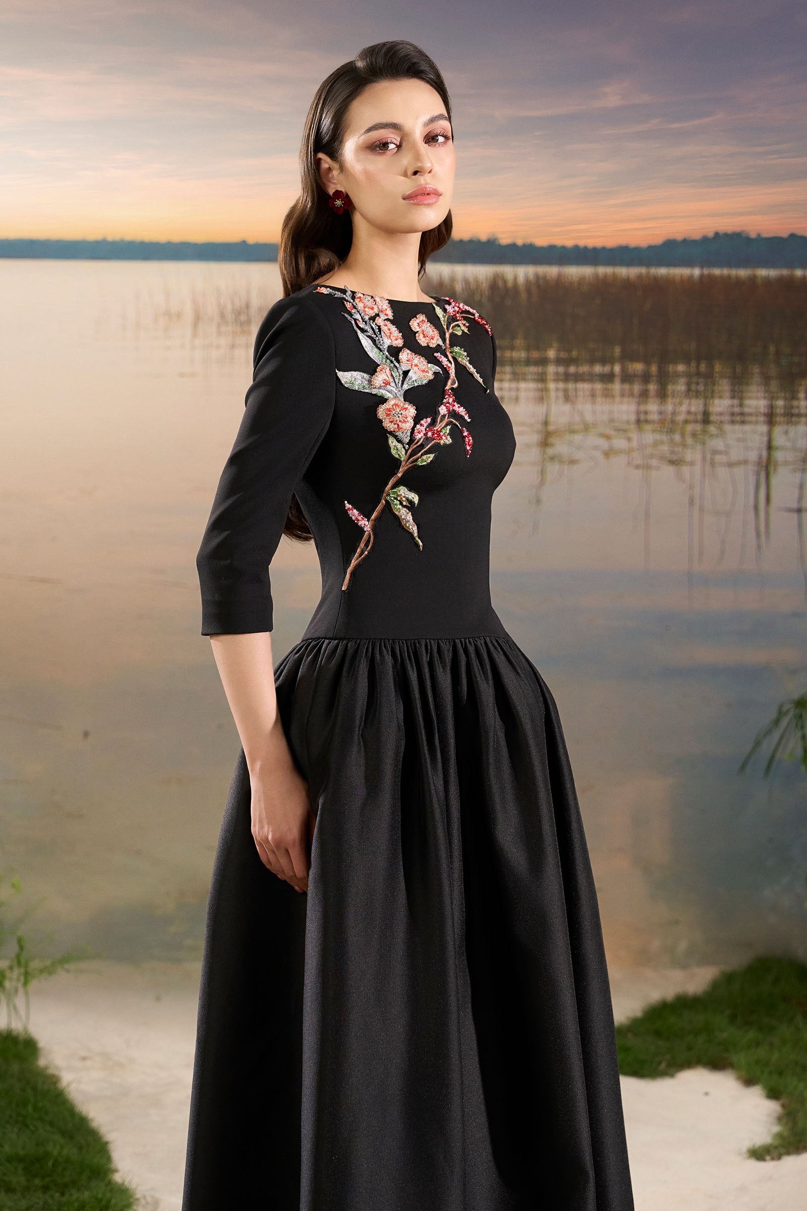 Avra Boat Neck Maxi Dress