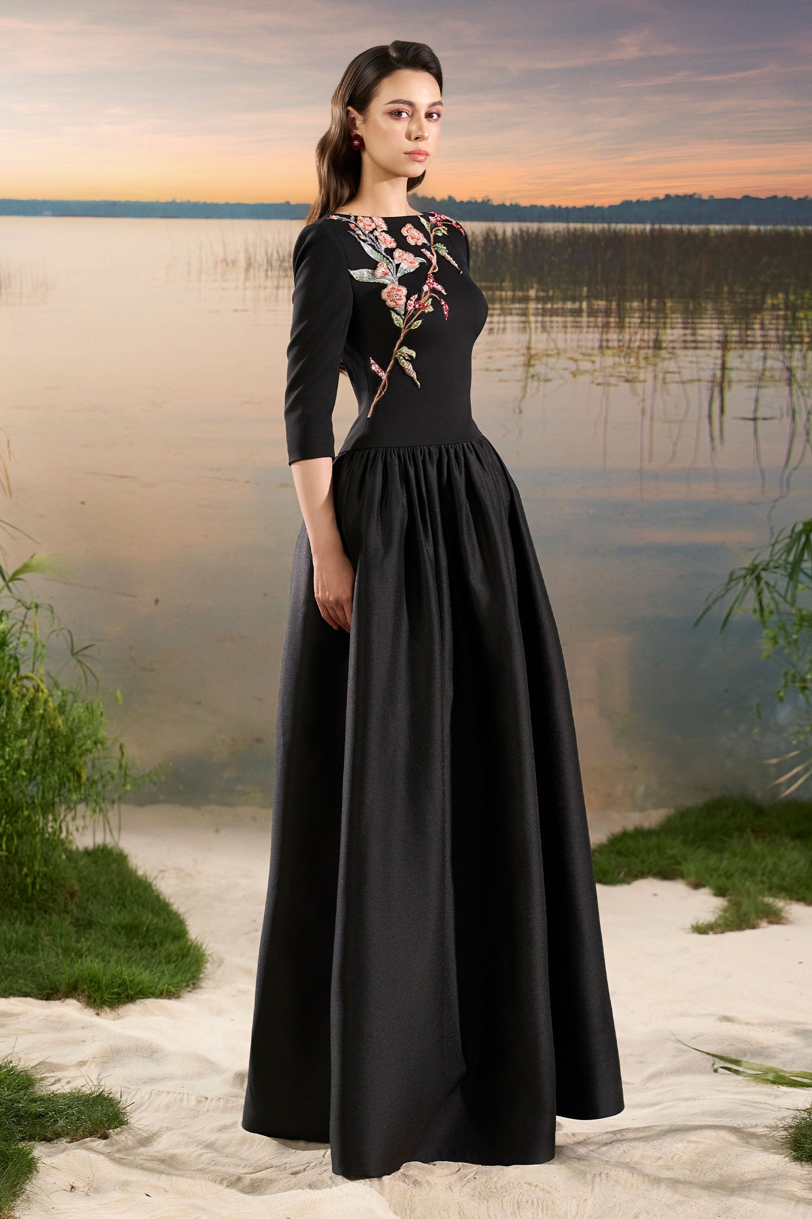 Avra Boat Neck Maxi Dress