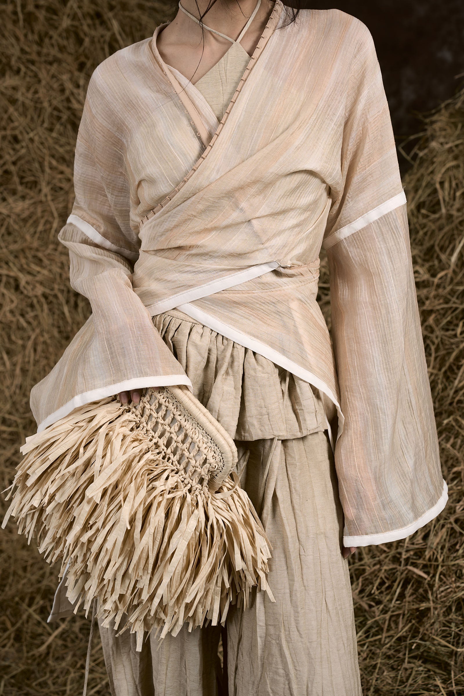 Giap Hat Wide Sleeve Ao Dai