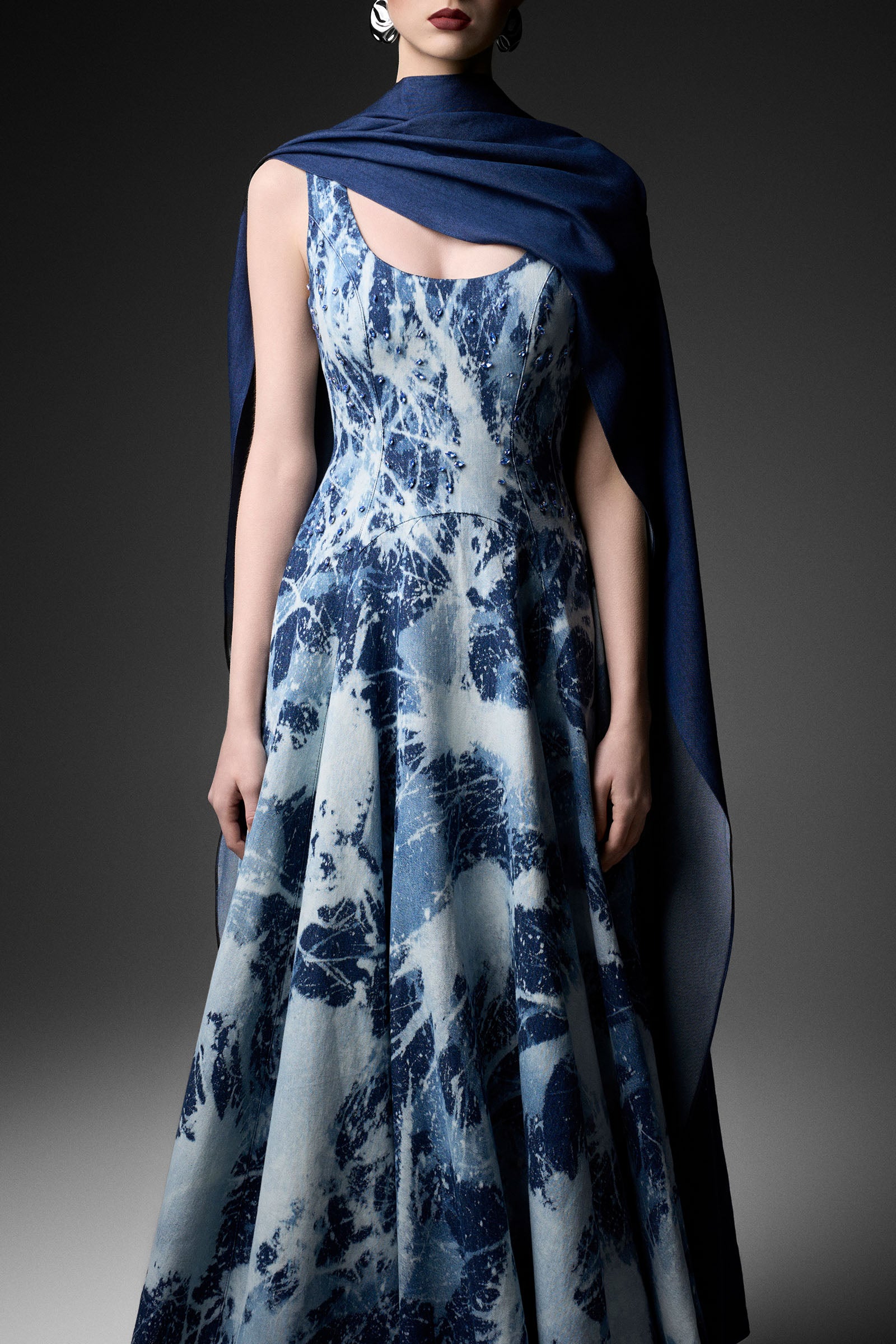 Zephyra Scoop Neck Maxi Dress