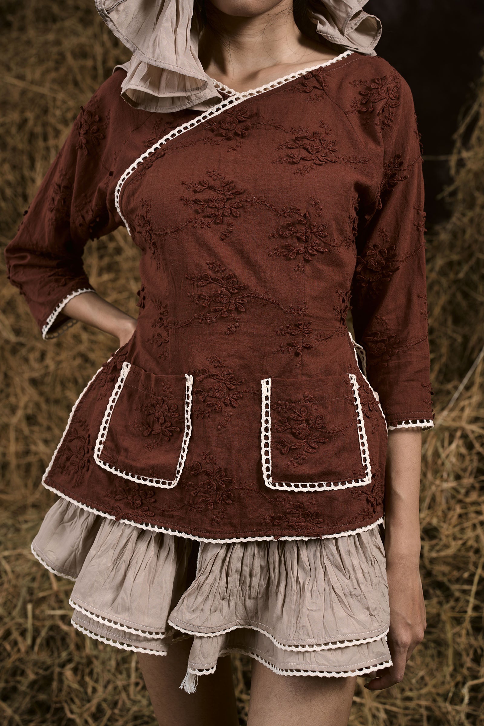 Hoa Dat Embroidery Top