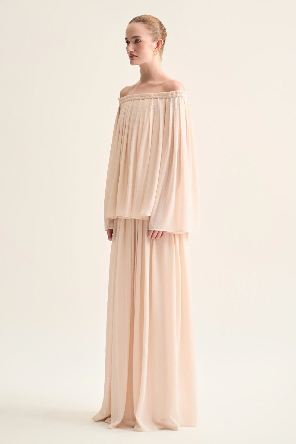 gathered dress with flared skirt Pearl Chiffon Maxi Dress with Gathered Skirt White L / White