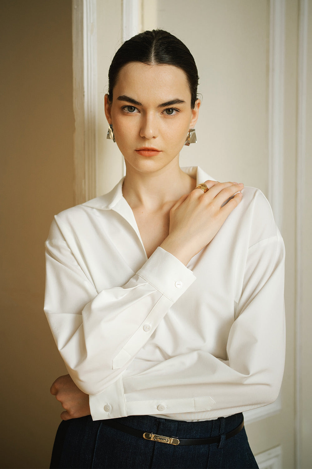 Flair Straight V-Neck Cotton Blend Top