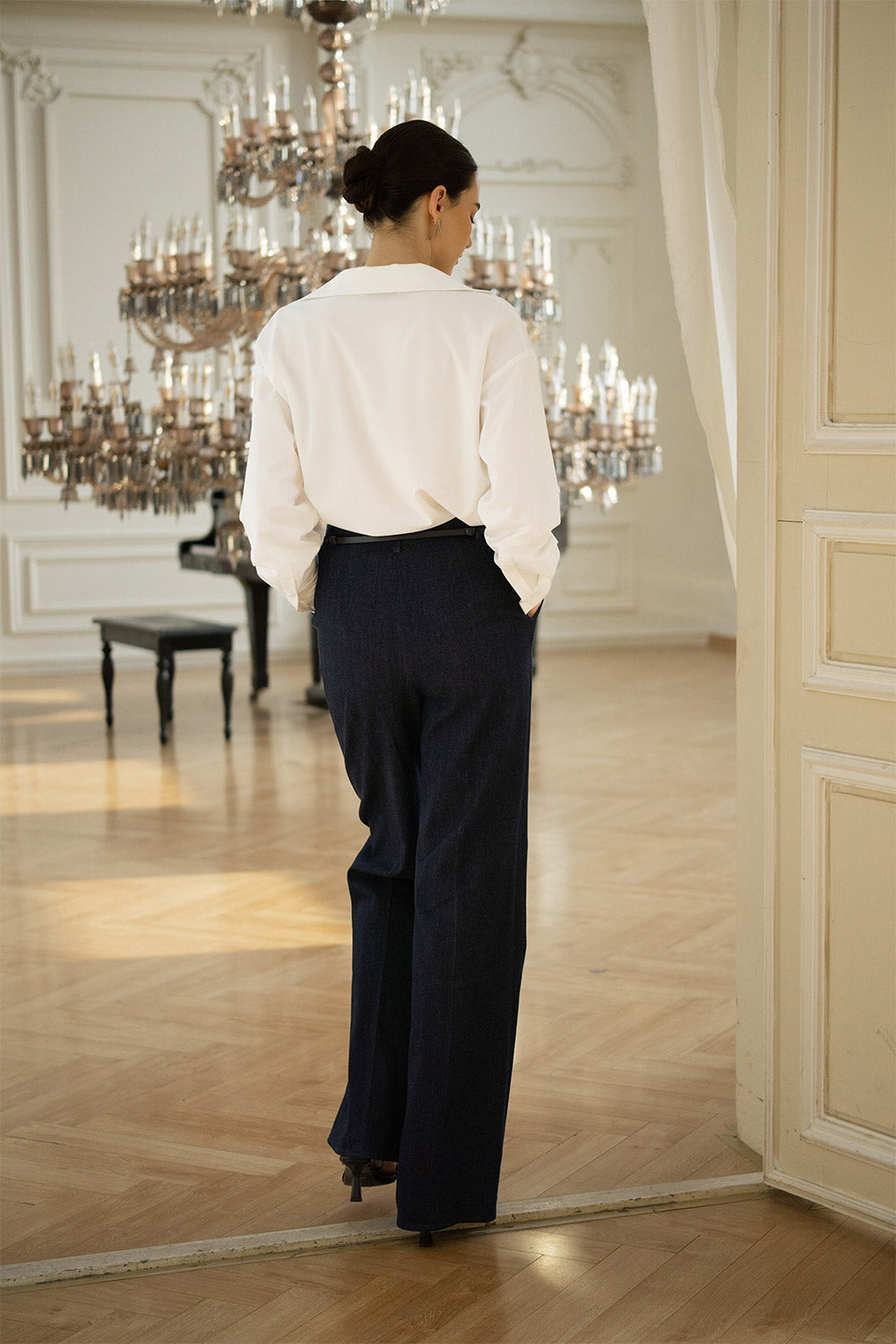 Flair Straight V-Neck Cotton Blend Top