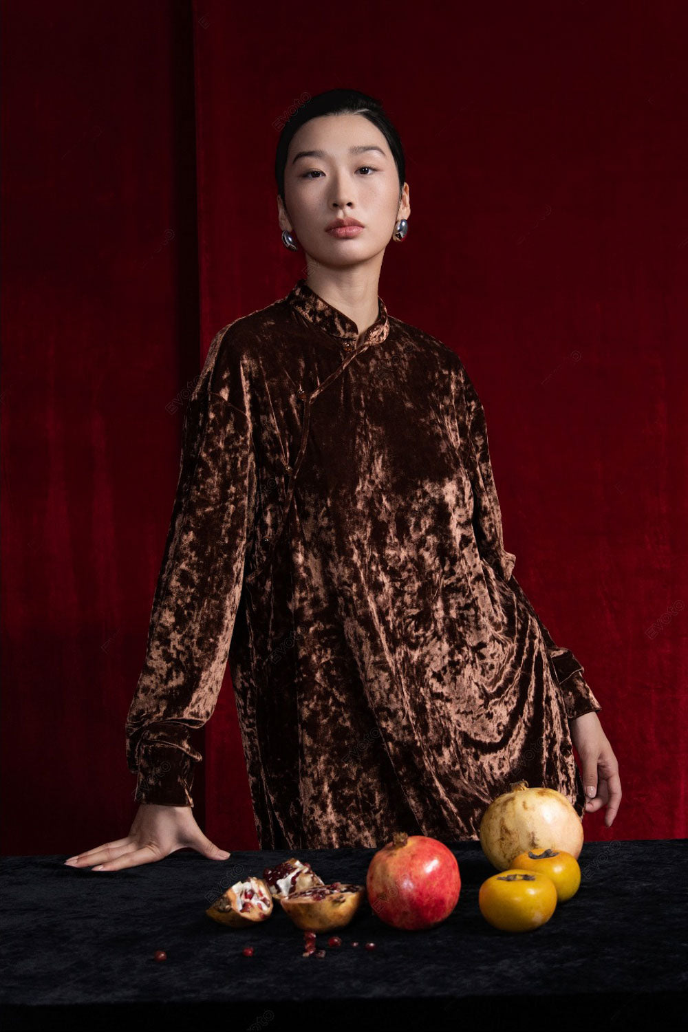 Dien Huong Crossover Mandarin Neck Velvet Top