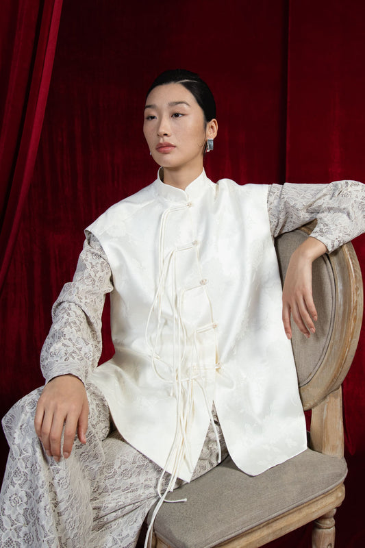 Cat Tuong Straight Sleeveless Silk Top