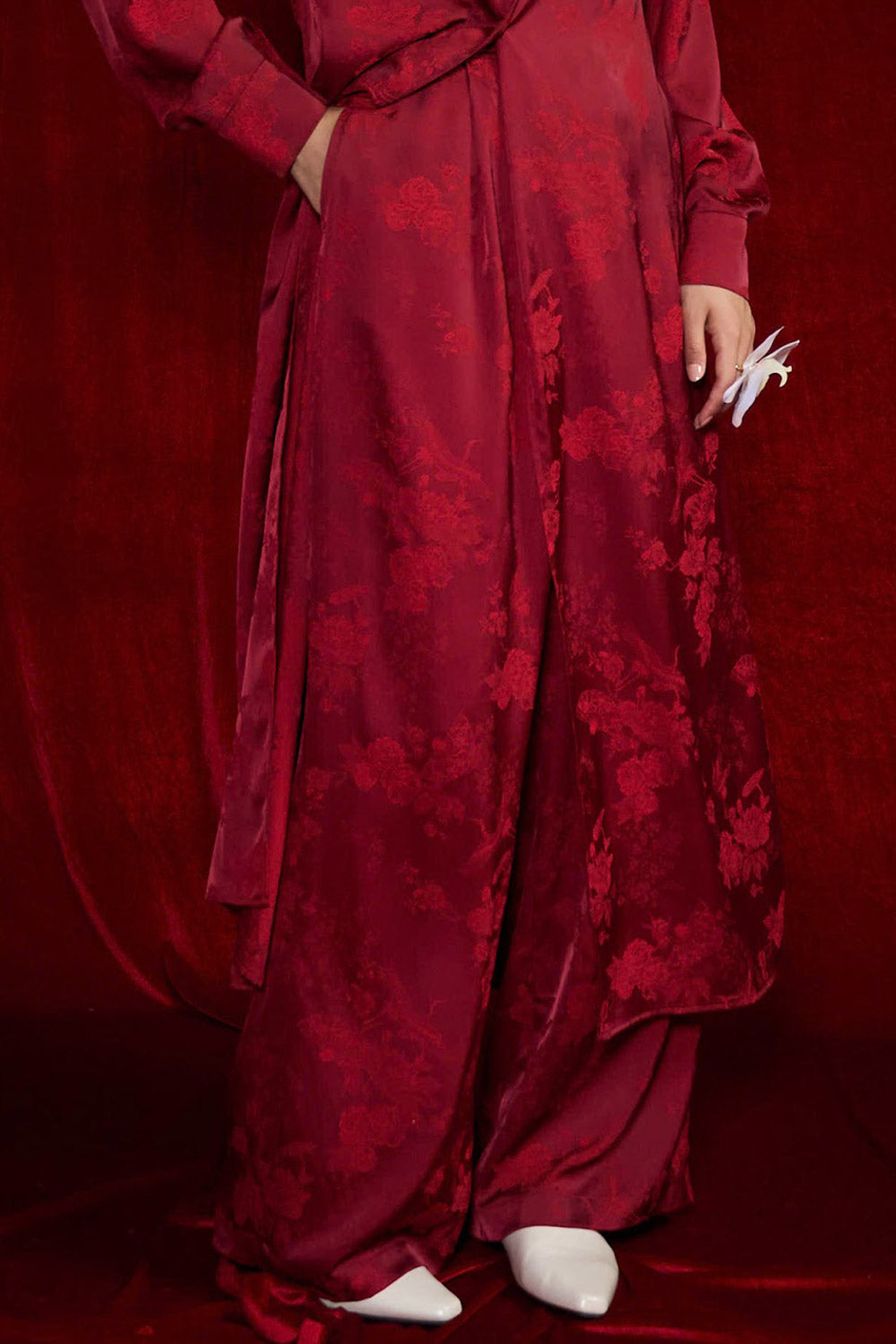 Cam Vien Straight Wide Leg Silk Floor Length Pants