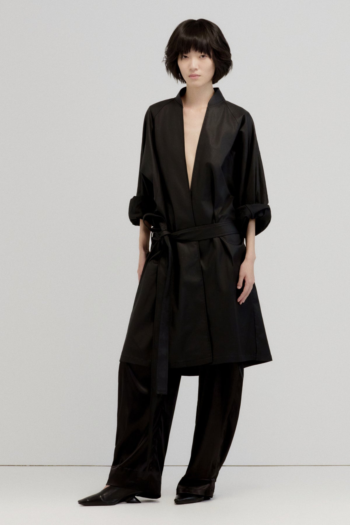 Glur V-Neck Coat