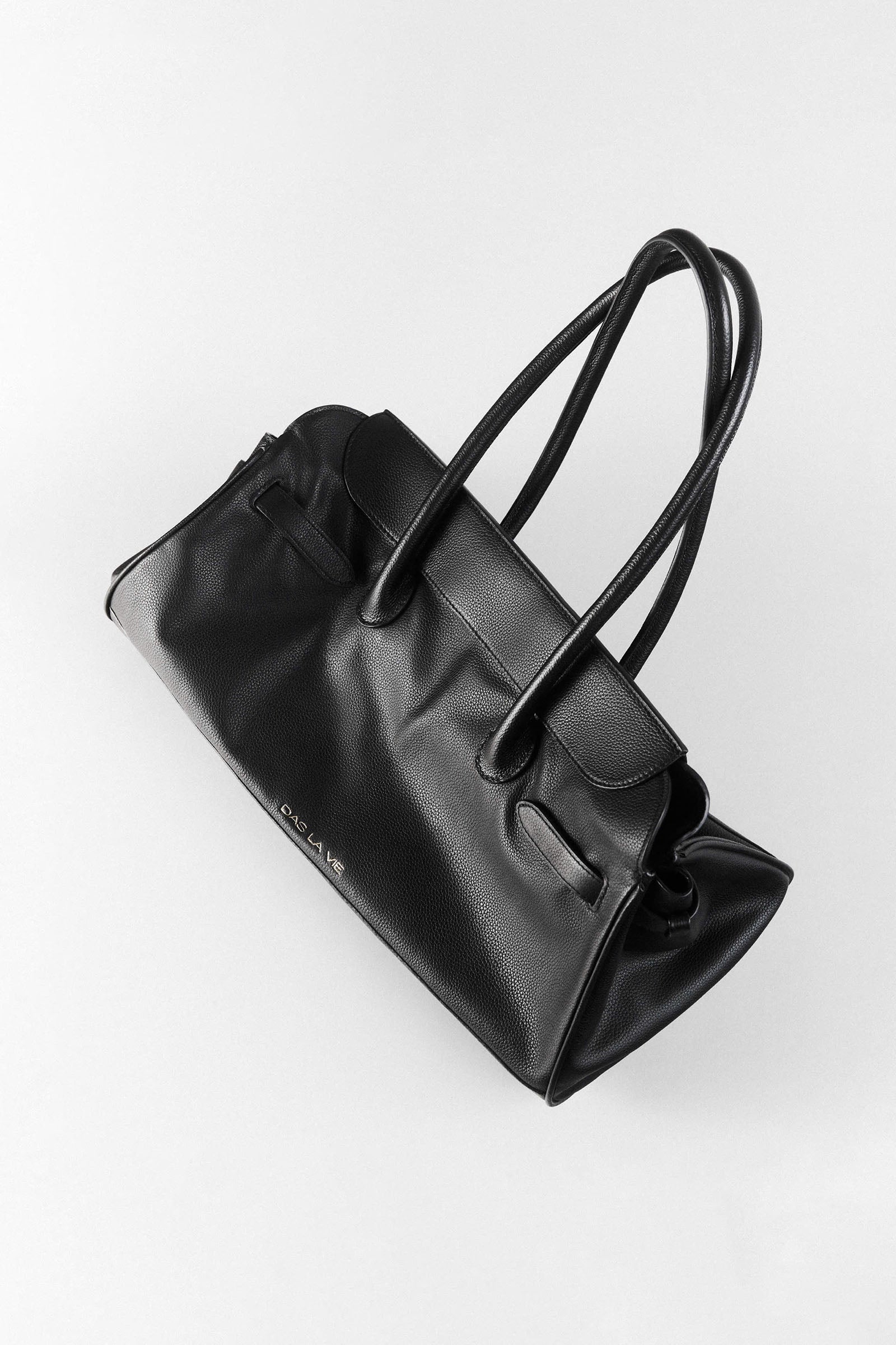 black leather backpack means The Classic inch MacBook Mariner Leather Travel Backpack Black
