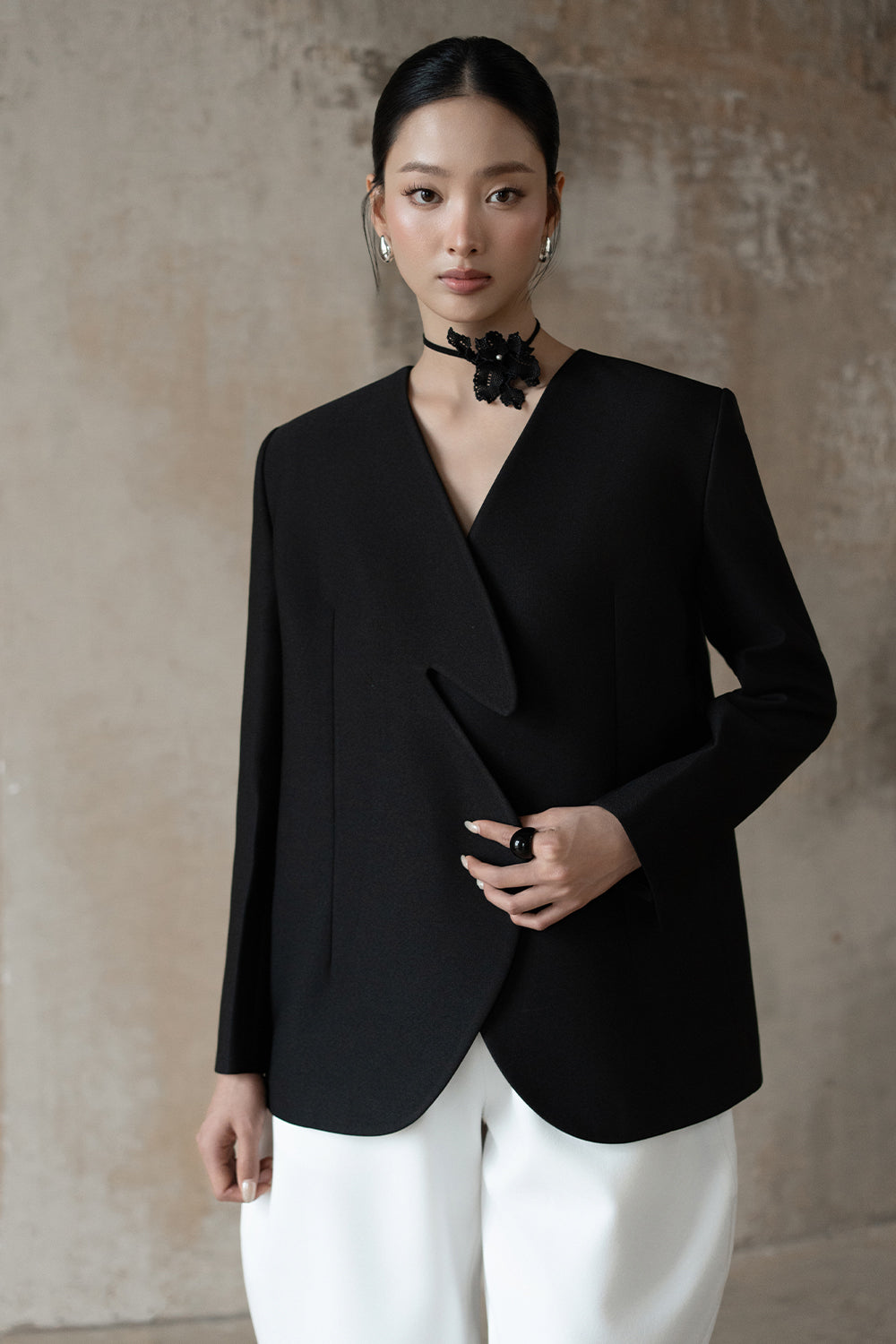 Auryth V-Neck Blazer - MEAN BLVD