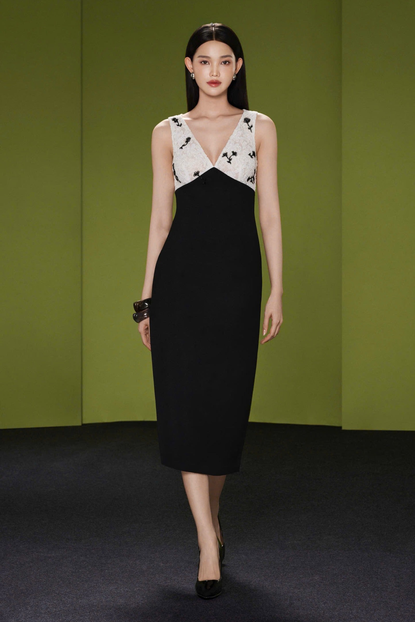 Avelia V-Neck Midi Dress - MEAN BLVD