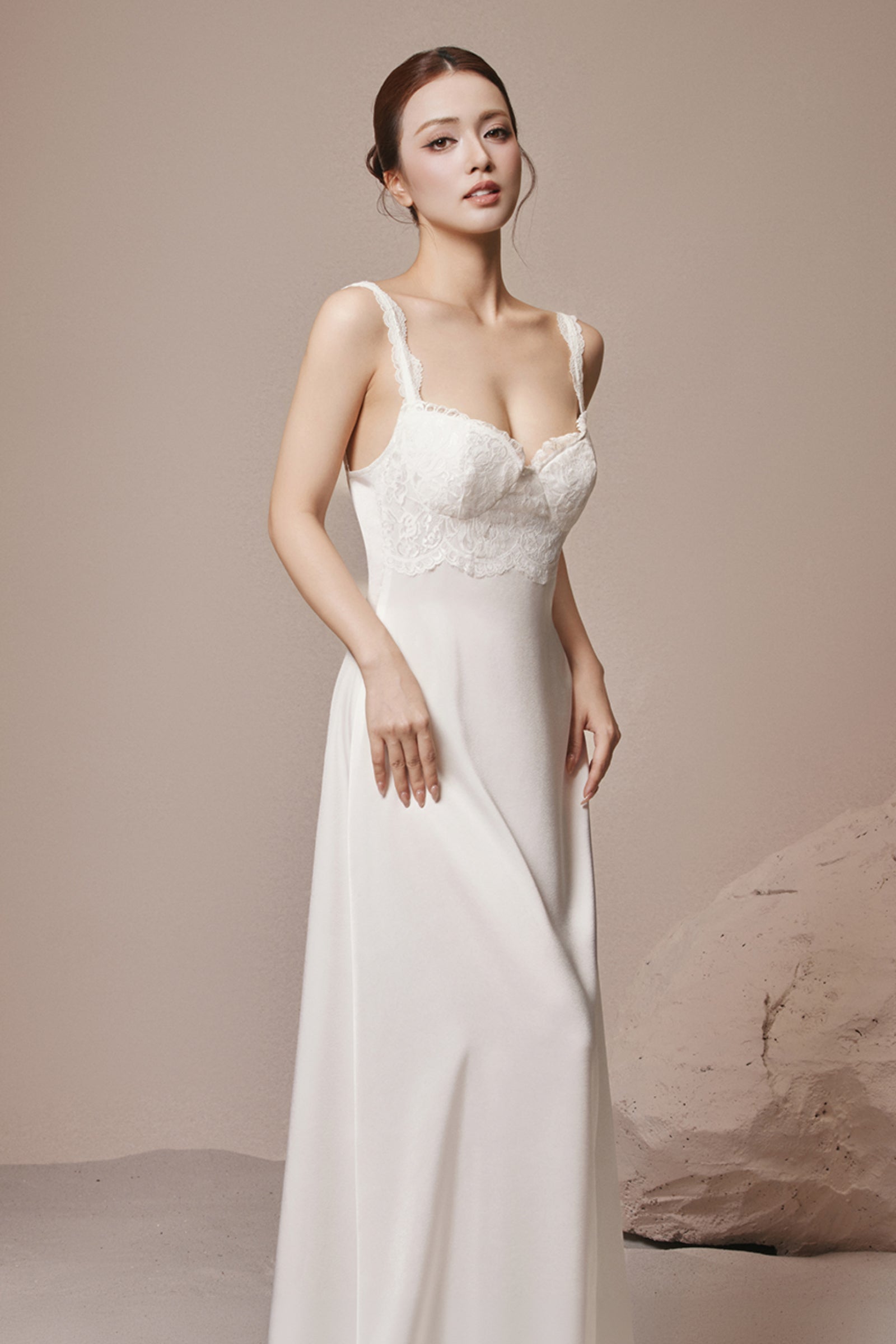 Blanche Sweetheart Maxi Dress