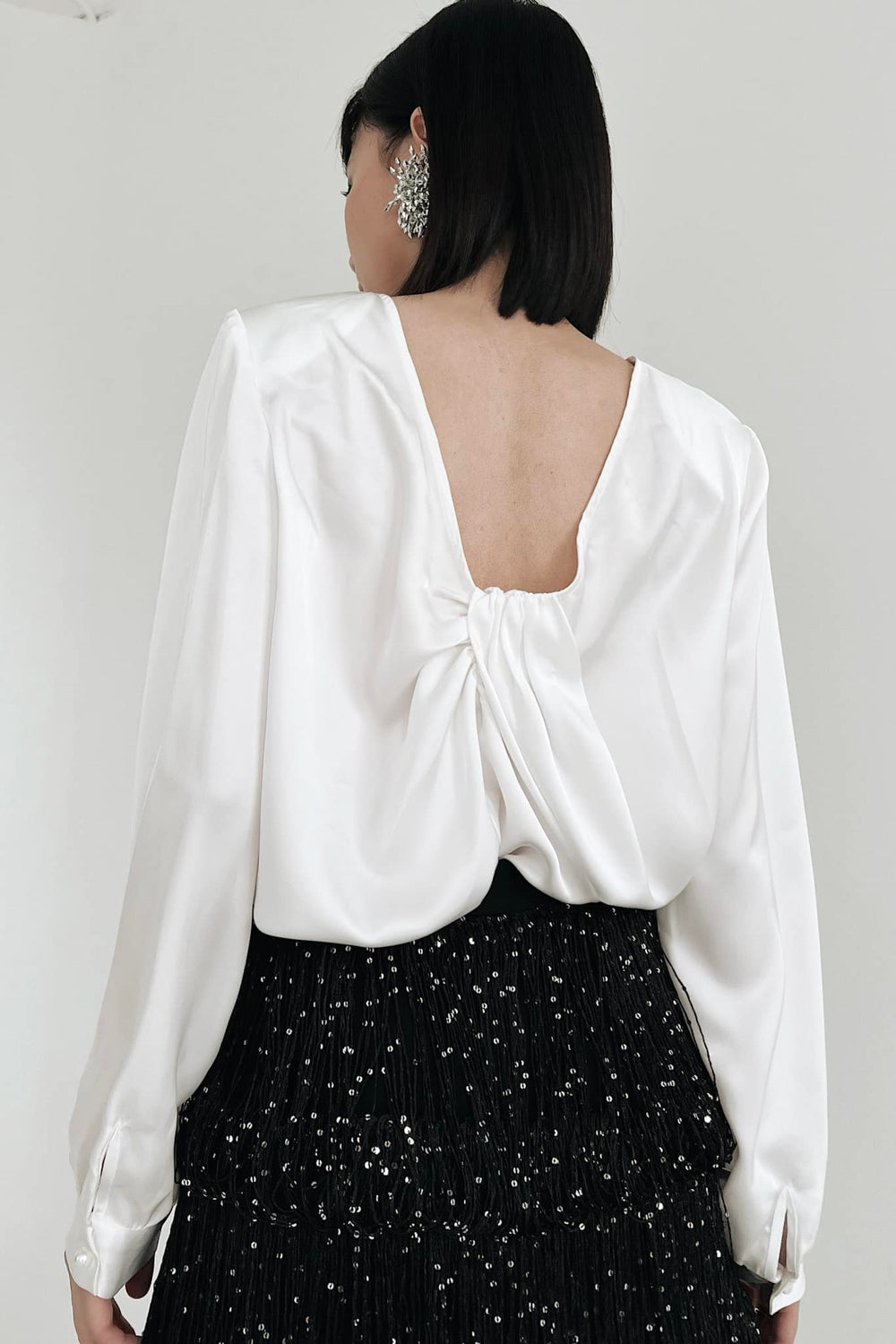 Bulma Straight Boat Neck Silk Blend Top