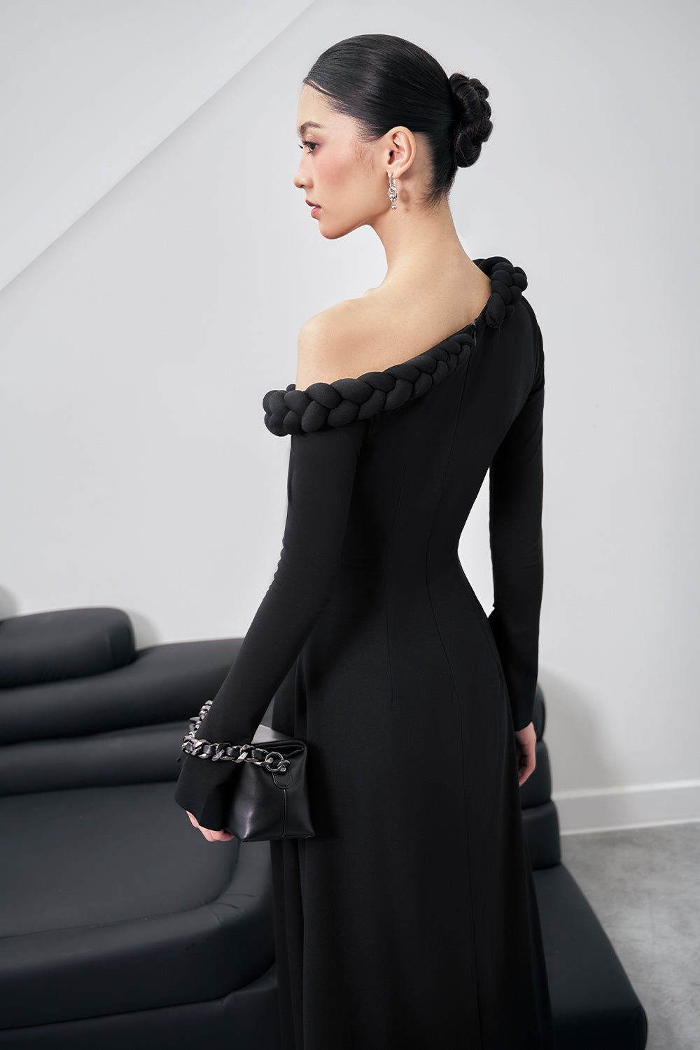 Gwen A-line Asymmetric Shoulder Cotton Spandex Midi Dress