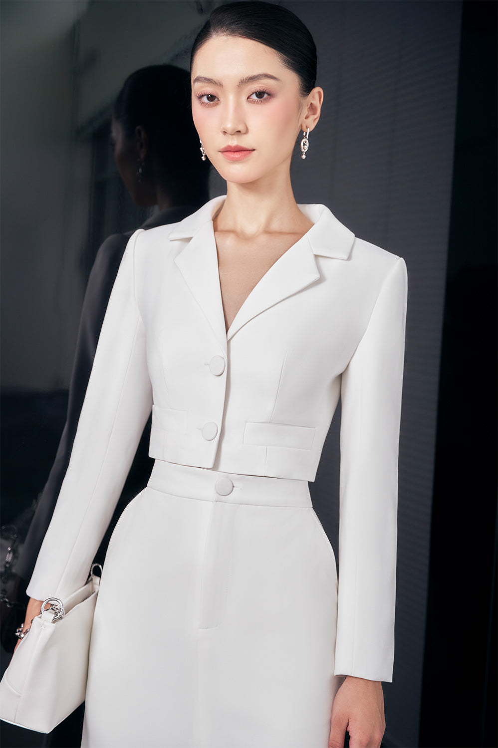 Tasia Cropped V-Neck Cotton Spandex Jacket