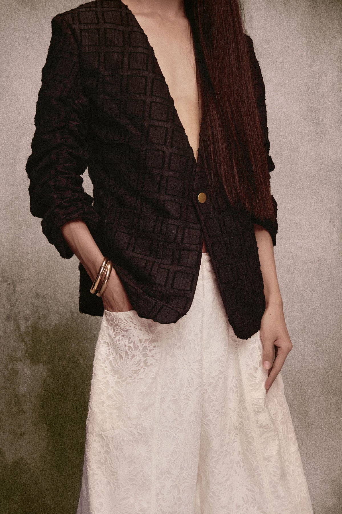 Ben Thanh V-Neck Blazer - MEAN BLVD
