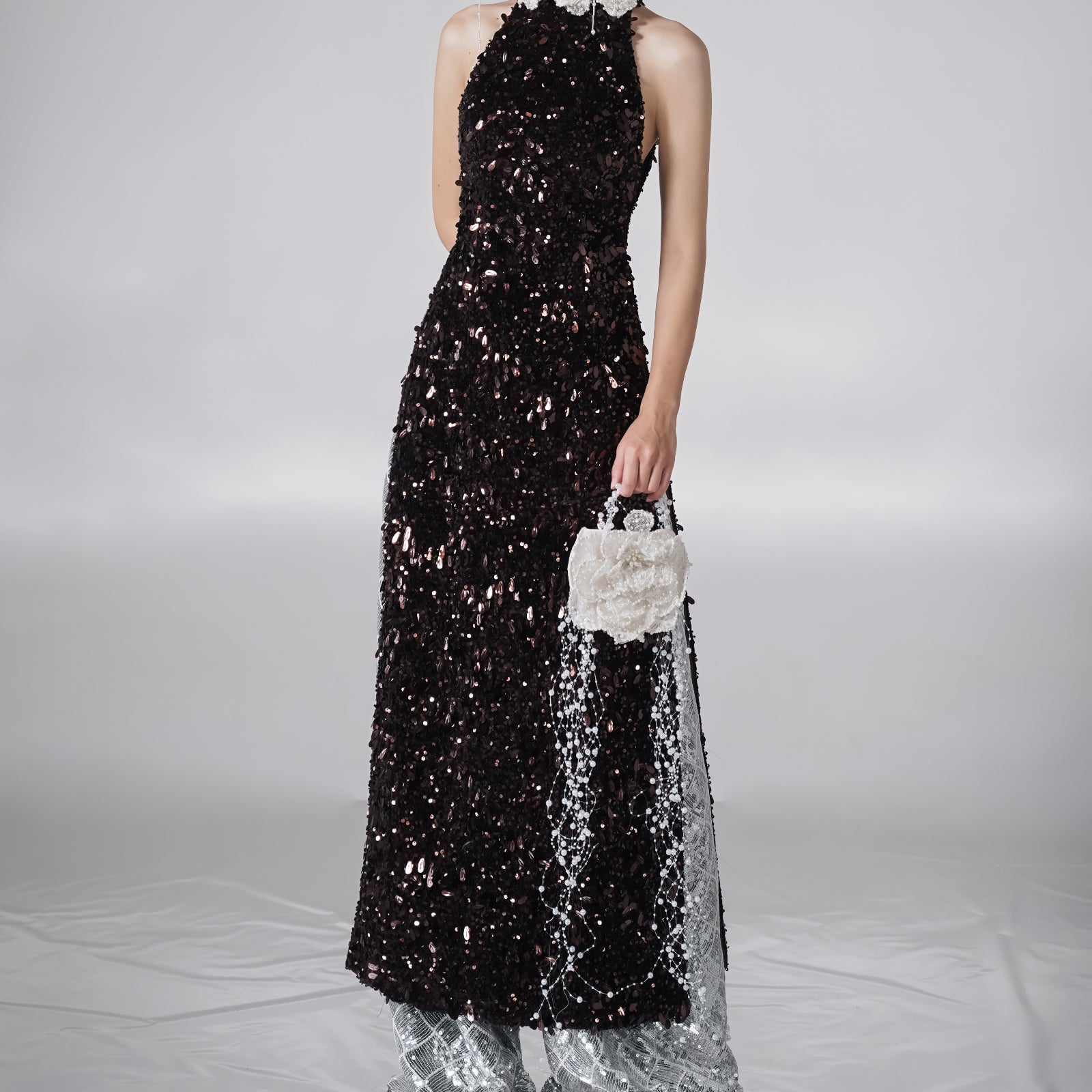 Suong Y Sequin Ao Dai Set