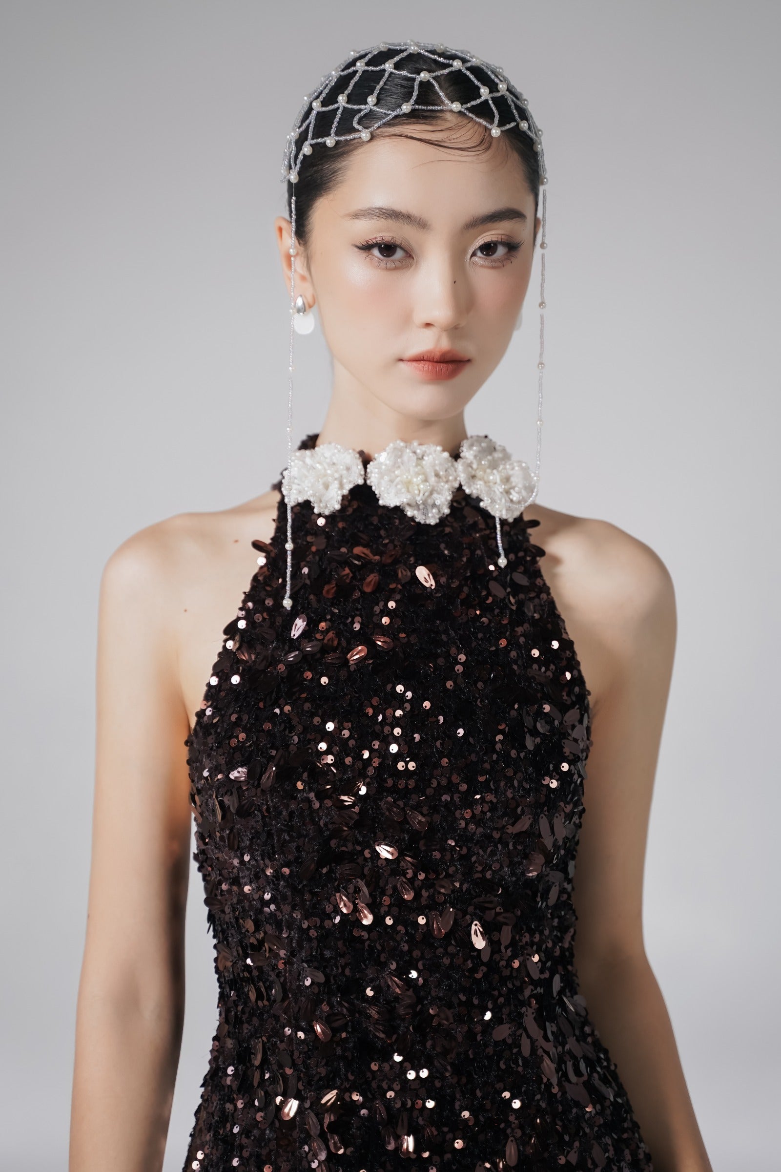 Suong Y Sequin Ao Dai Set