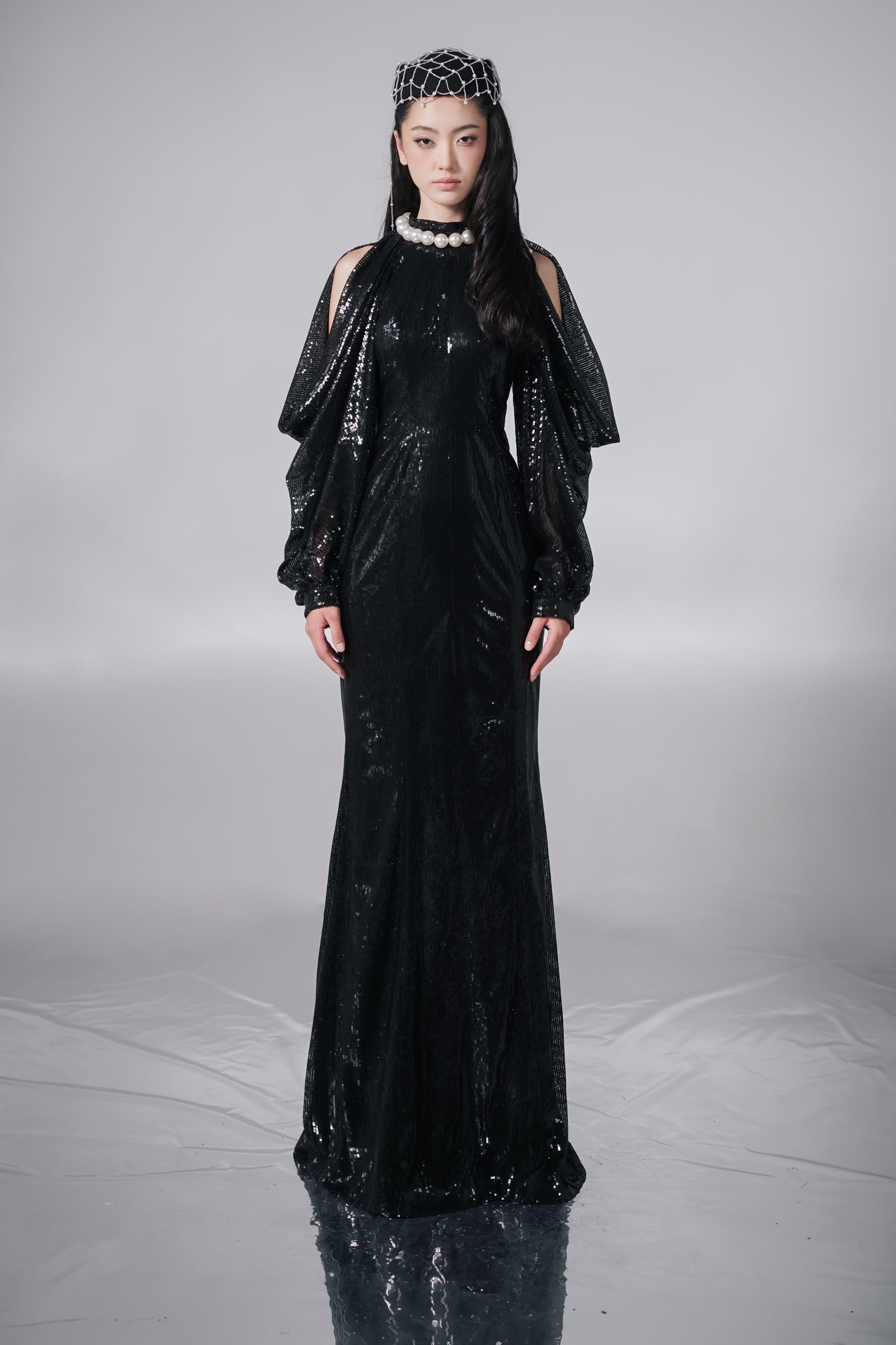 Nguyet Dan Split Sleeve Maxi Dress