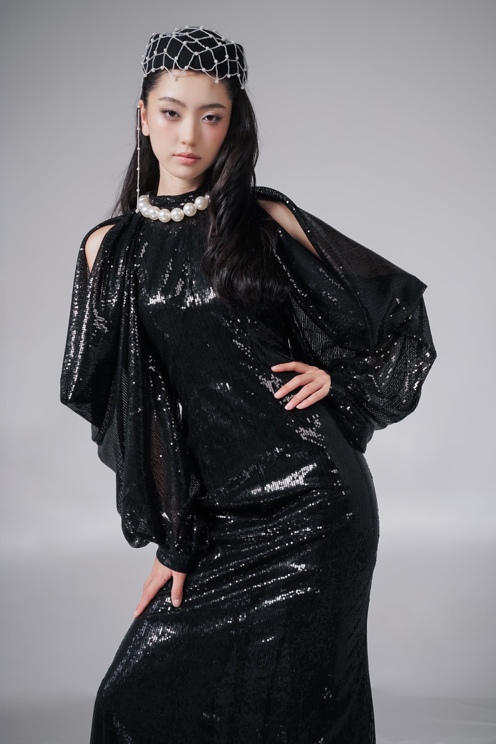 Nguyet Dan Split Sleeve Maxi Dress