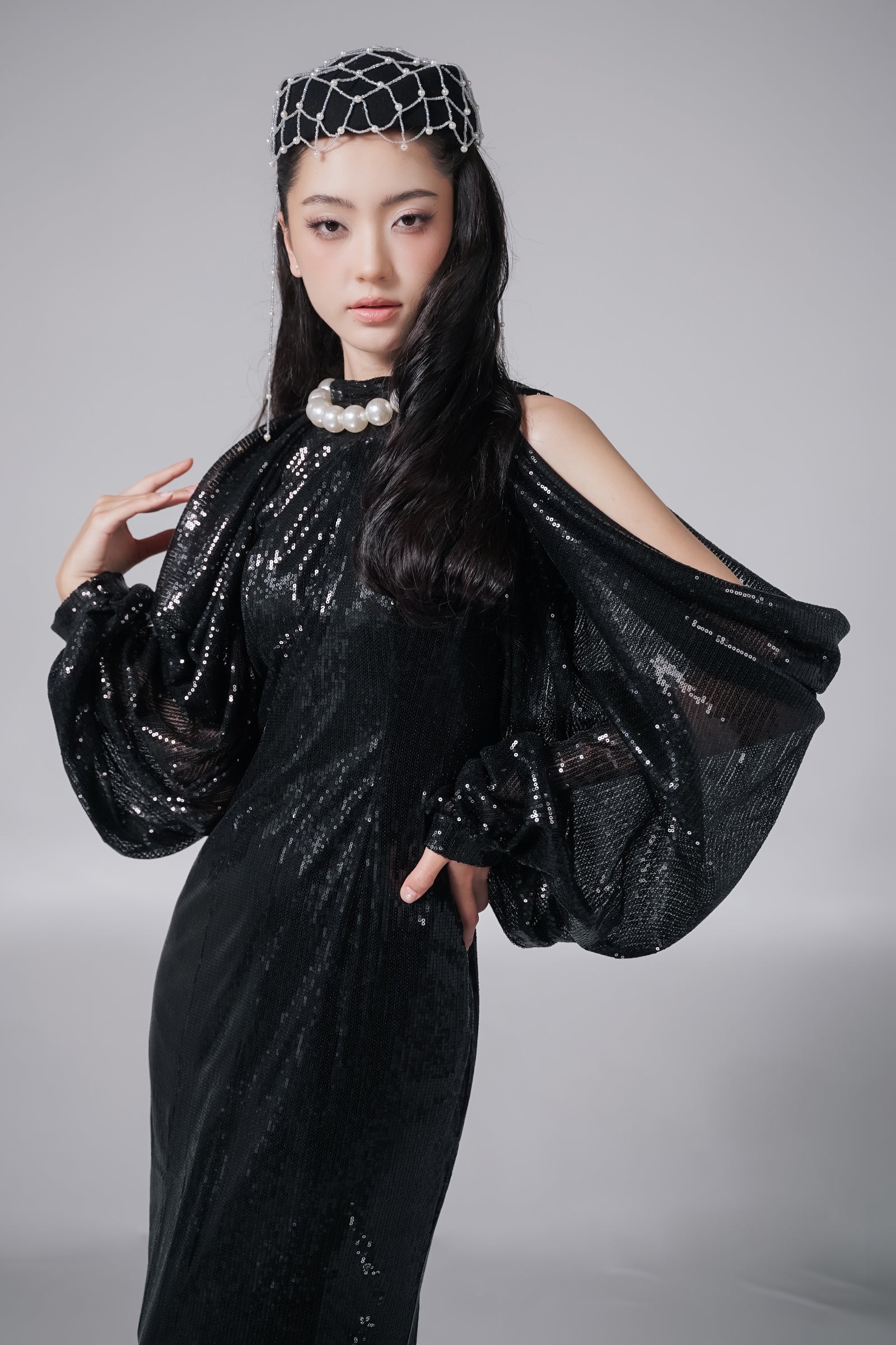 Nguyet Dan Split Sleeve Maxi Dress