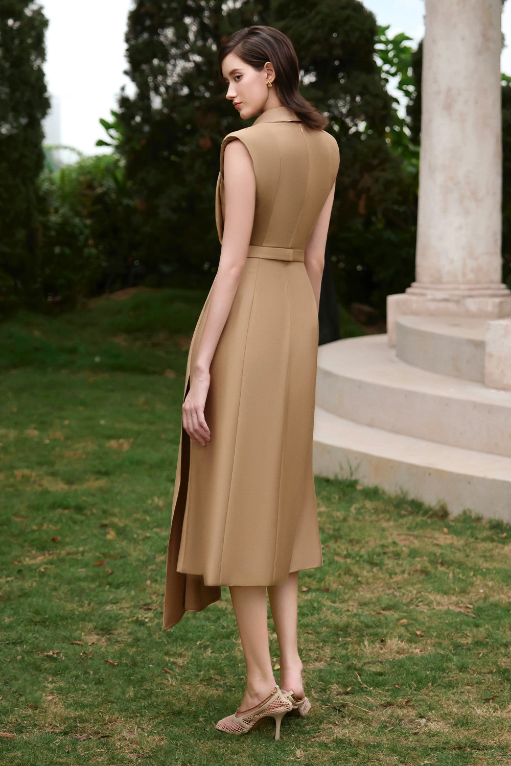 v neck pleated midi dress Sleeveless V-Neck Pleated Midi Dress