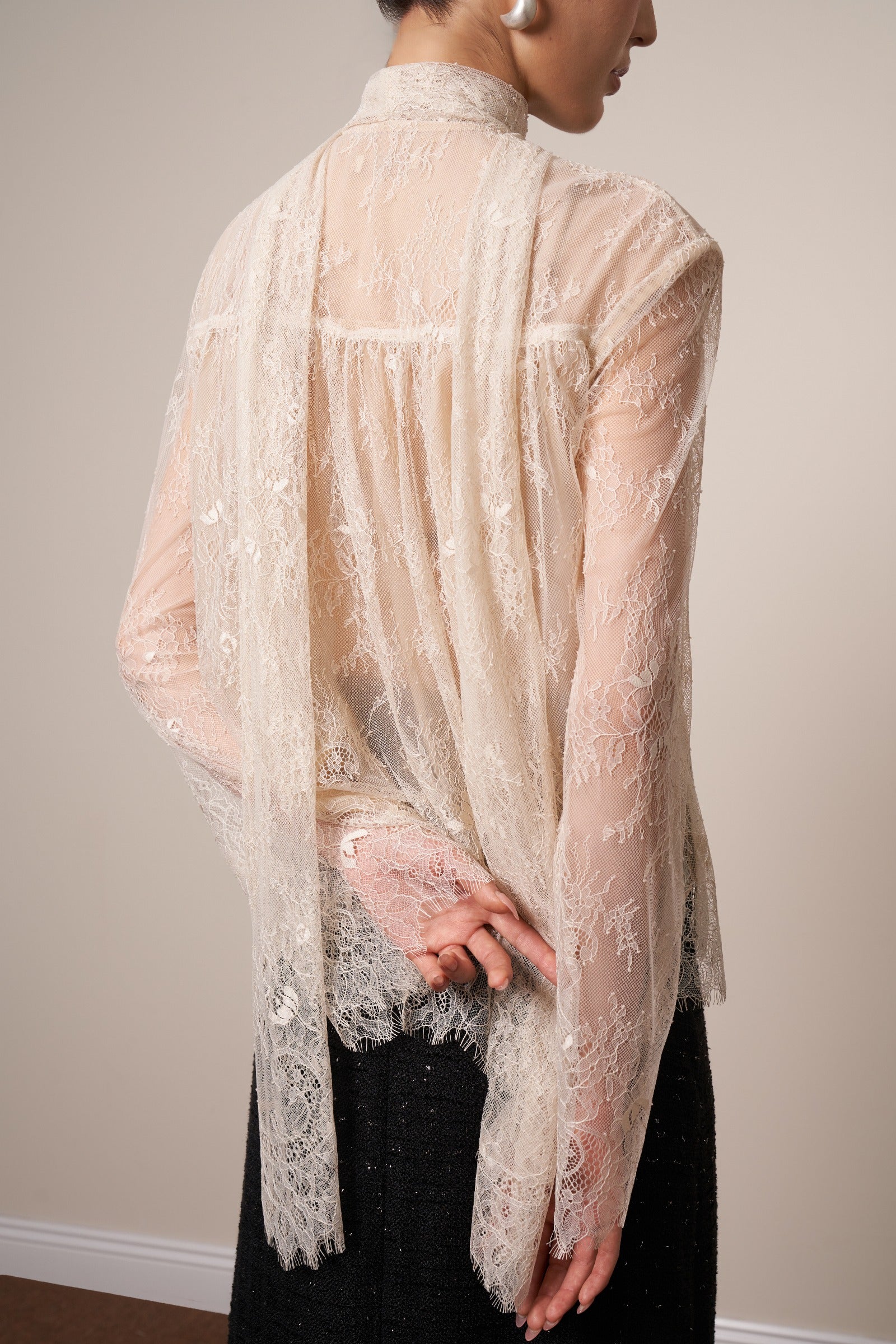 Mia Scarf Top
