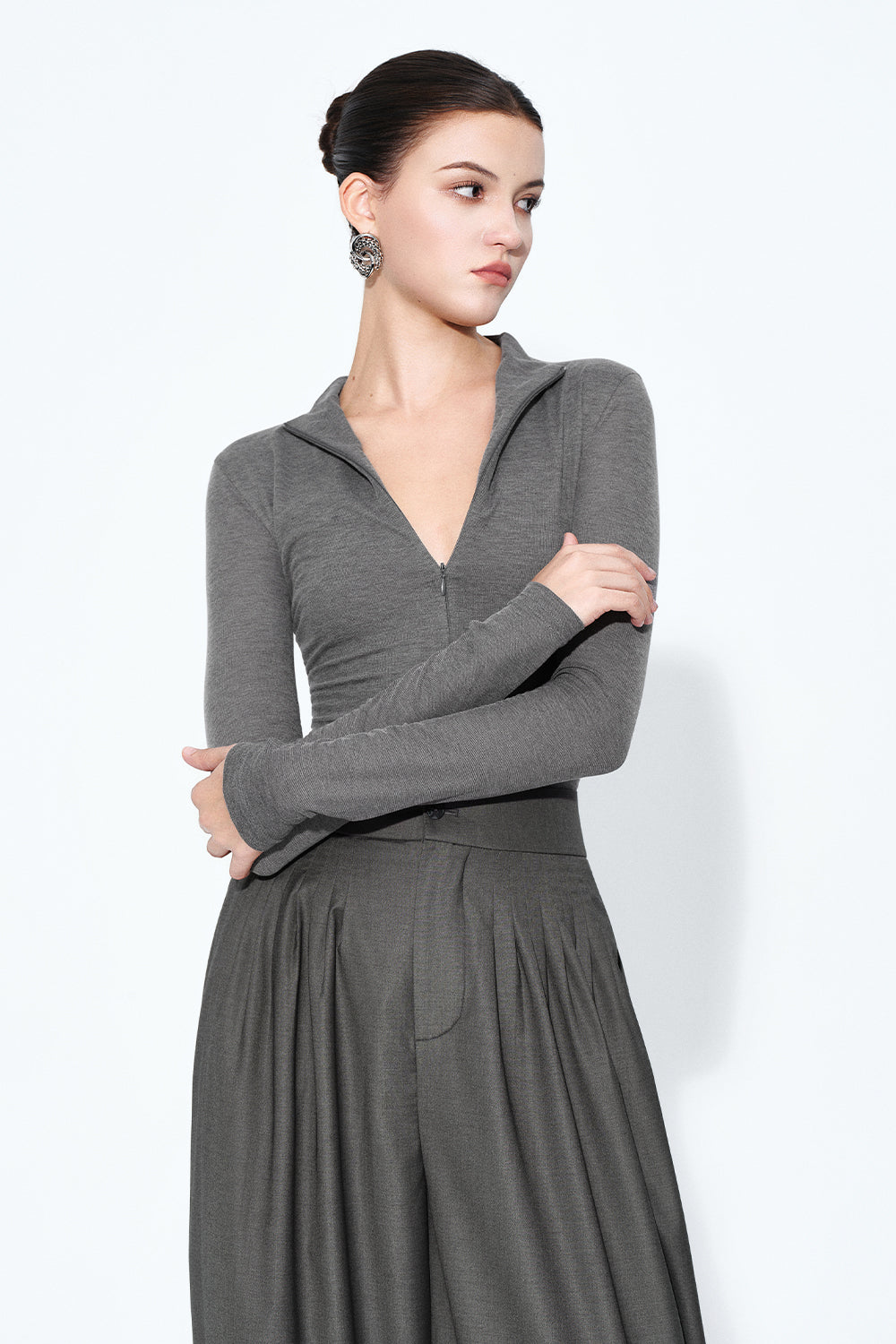 Cooli V-Neck Bodysuit - MEAN BLVD