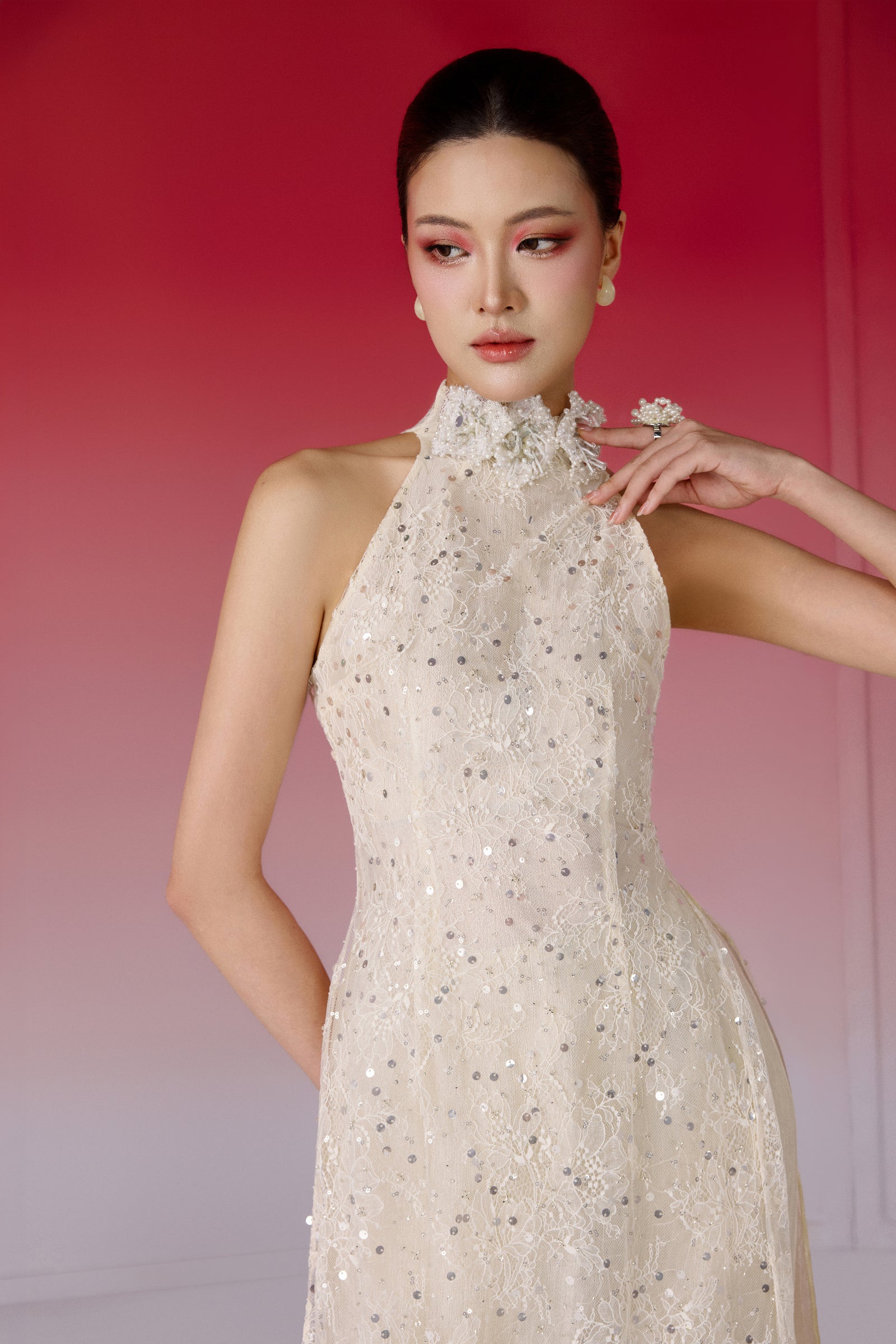 Suong Y Halter Ao Dai Set