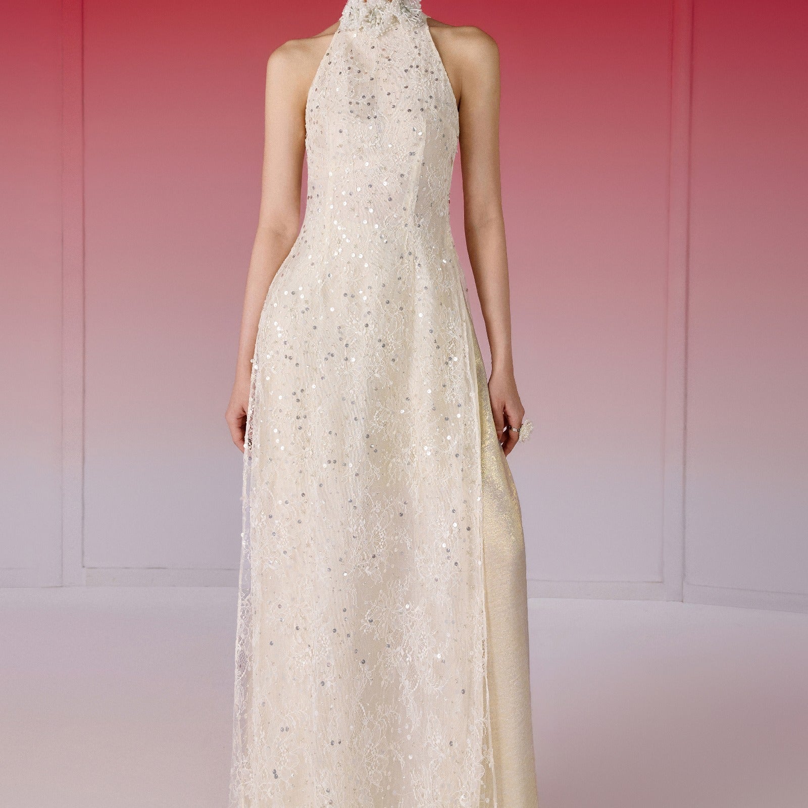 Suong Y Halter Ao Dai Set