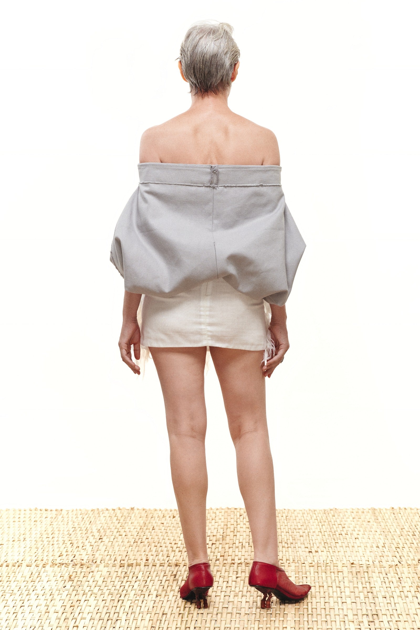 Avenor Off-Shoulder Top