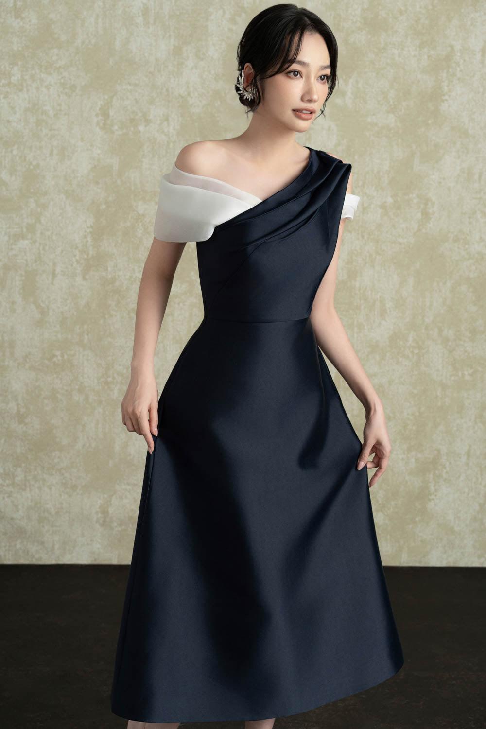 Maven A-line Cold Shoulder Sleeved Taffeta Midi Dress