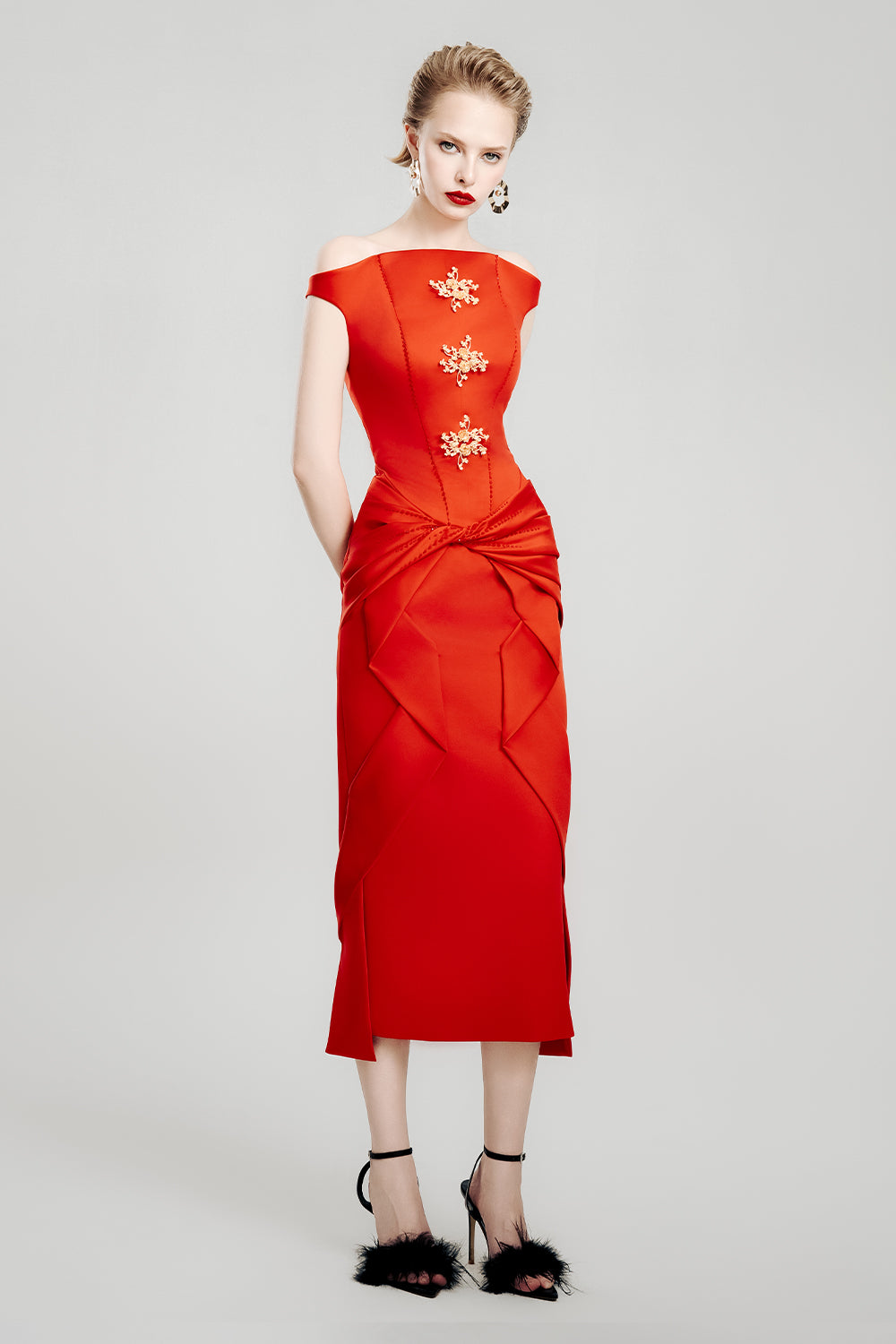 Women's Crimson Grace Sheath Twisted Satin Midi Dress Customize Vivid Red Mean Blvd