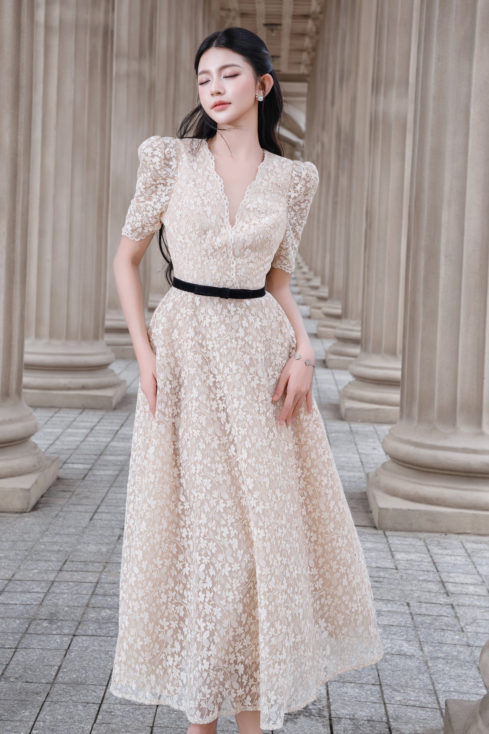 Gris V-Neck Midi Dress