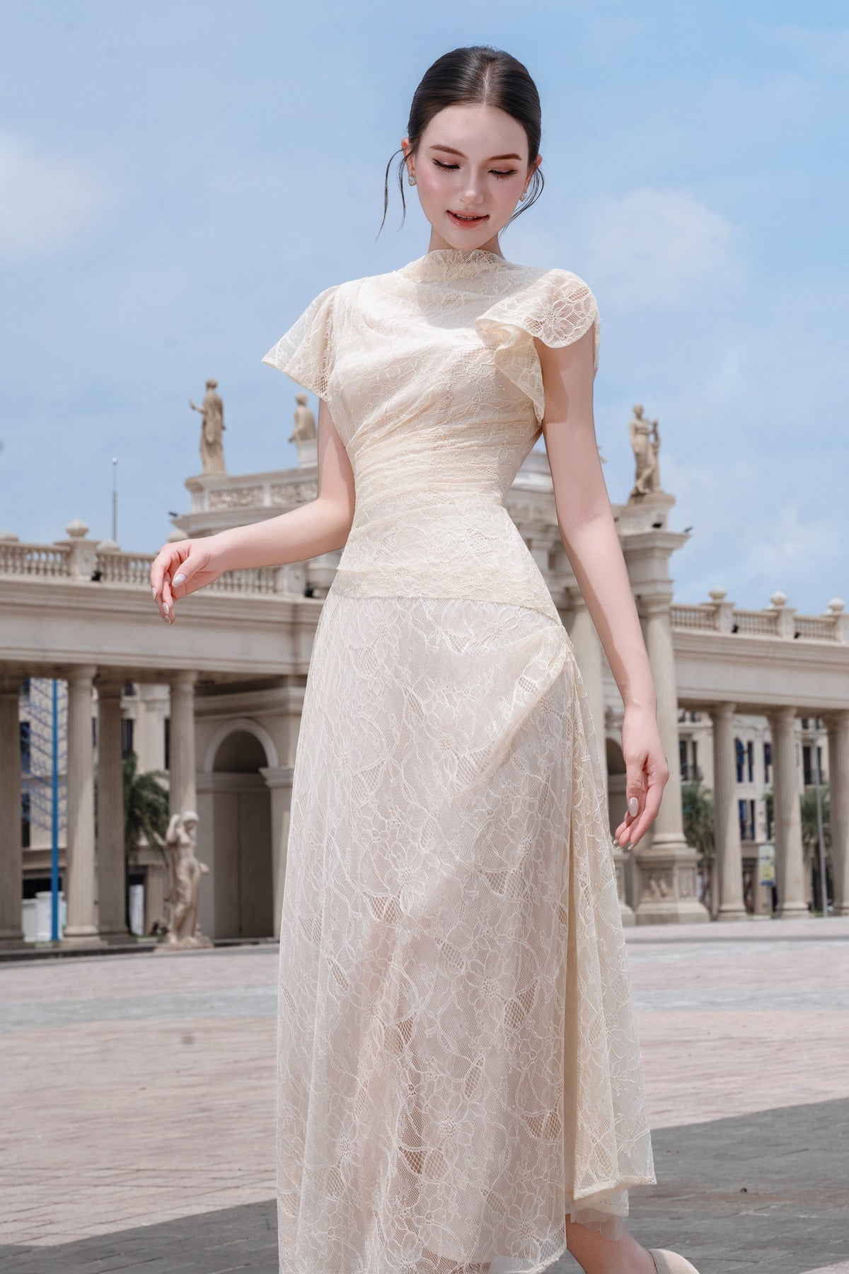 Colette Butterfly Sleeve Midi Dress