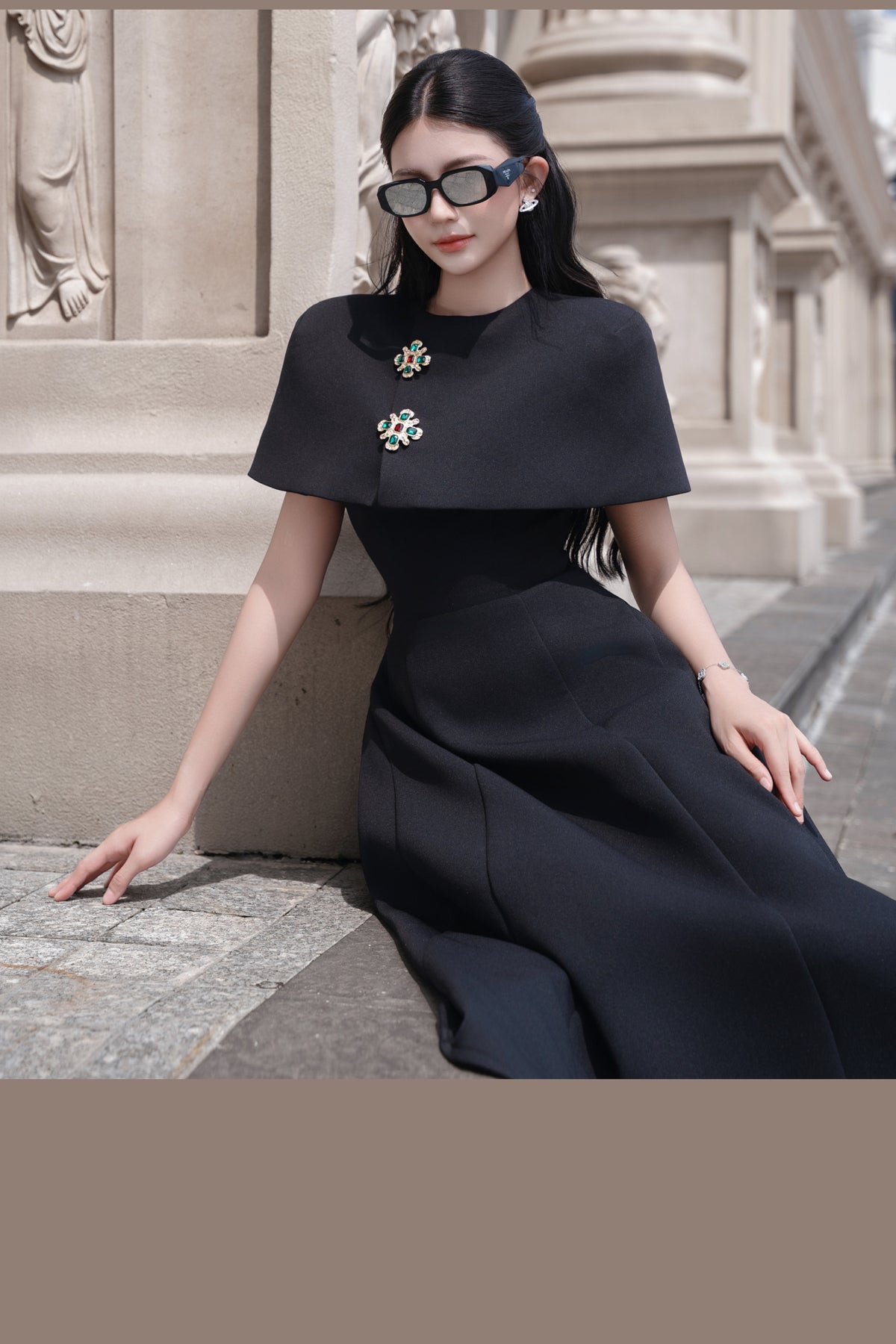 Aurelia Round Neck Cape