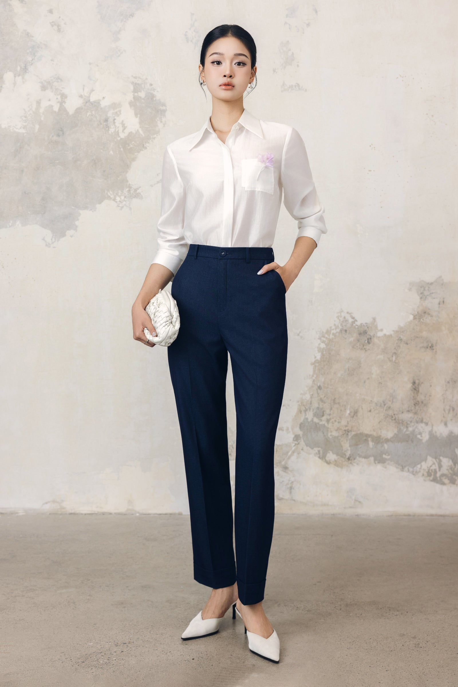 Yen Lam Cuff Sleeve Shirt